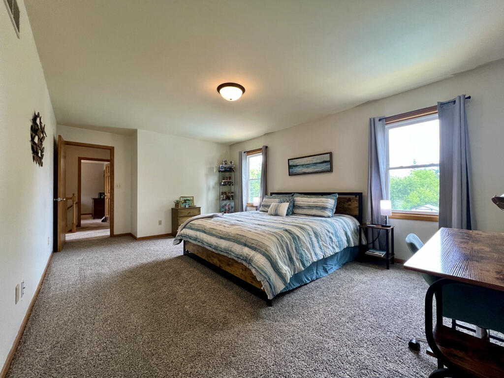 Wisconsin Lake Home for sale (MLS#: 1921959) at 7115  Joy Marie Ln, in Waterford, Wisconsin. (33 of 66)