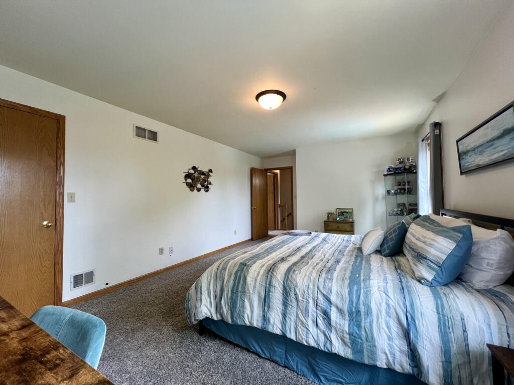 Wisconsin Lake Home for sale (MLS#: 1921959) at 7115  Joy Marie Ln, in Waterford, Wisconsin. (34 of 66)