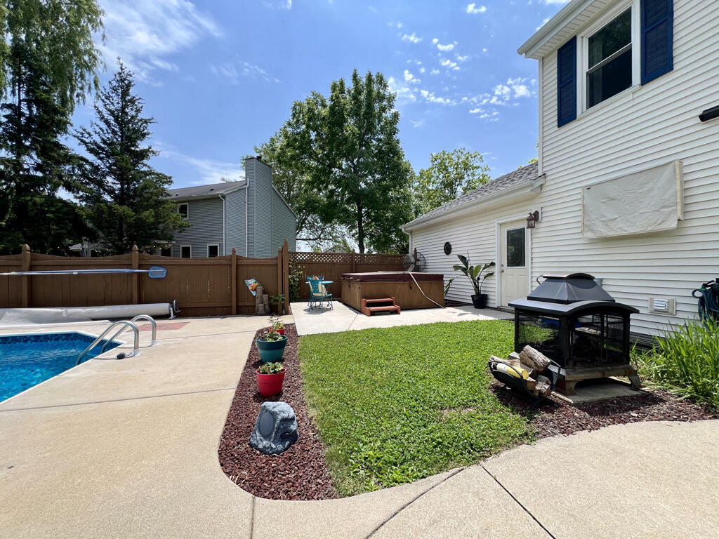 Wisconsin Lake Home for sale (MLS#: 1921959) at 7115  Joy Marie Ln, in Waterford, Wisconsin. (55 of 66)