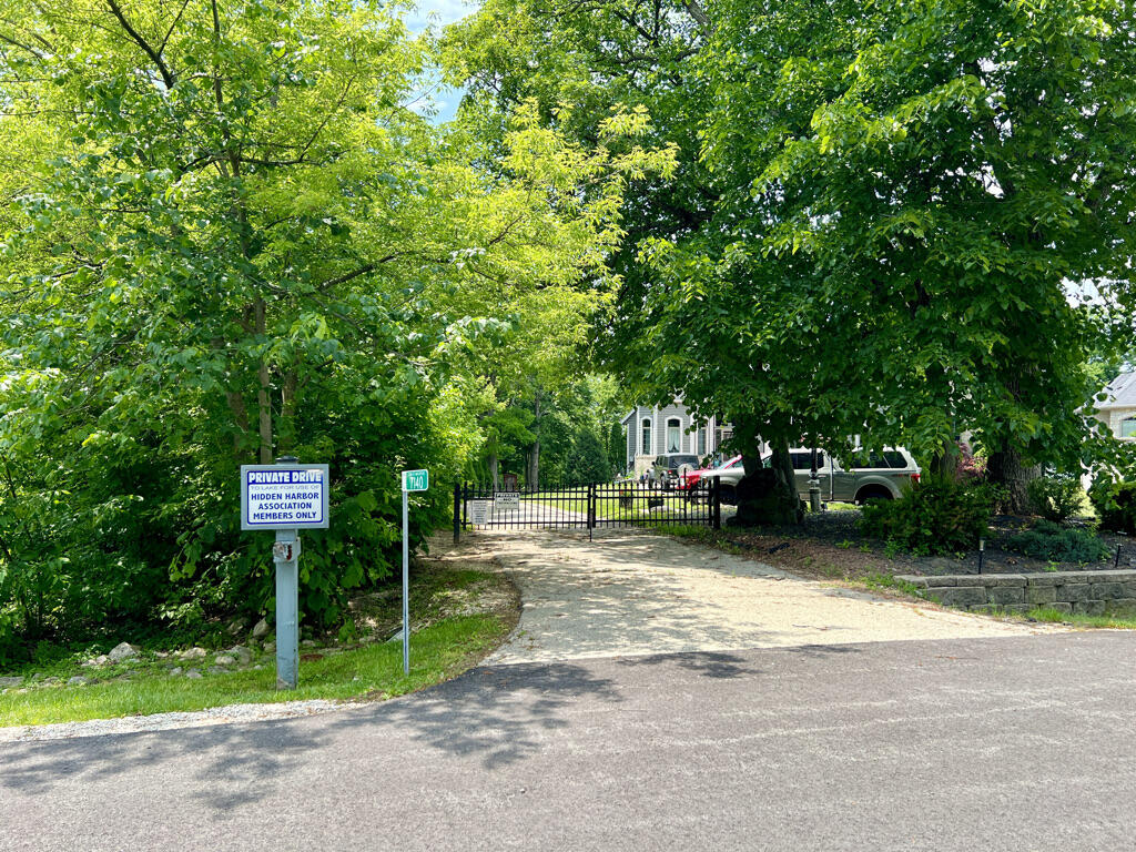 Wisconsin Lake Home for sale (MLS#: 1921959) at 7115  Joy Marie Ln, in Waterford, Wisconsin. (65 of 66)
