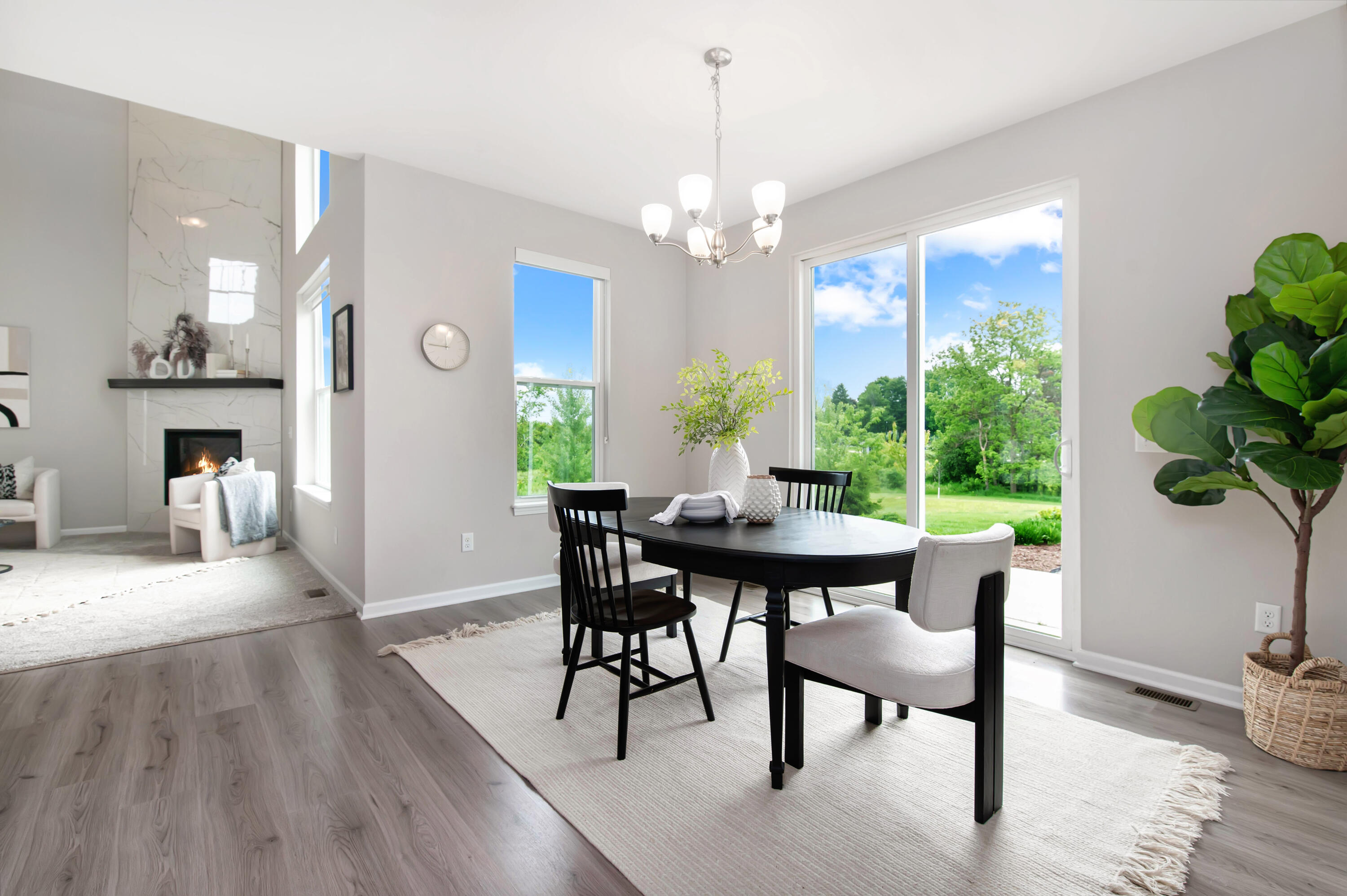 Wisconsin Lake Home for sale (MLS#: 1921978) at W356N6752 E Stonewood Dr, in Oconomowoc, Wisconsin. (9 of 39)