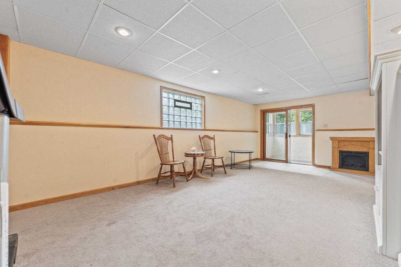 Wisconsin Lake Home for sale (MLS#: 1921990) at 12129  221st Ave, in Salem Lakes, Wisconsin. (24 of 50)