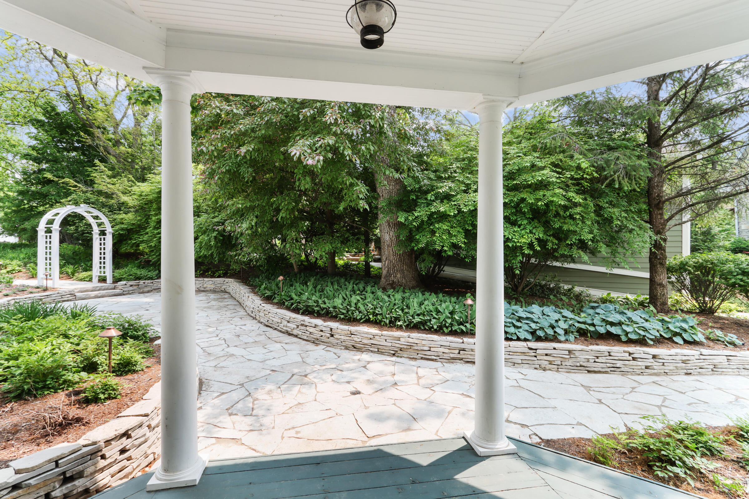 Wisconsin Lake Home for sale (MLS#: 1922000) at 1809  South Shore Dr, in Delavan, Wisconsin. (50 of 72)