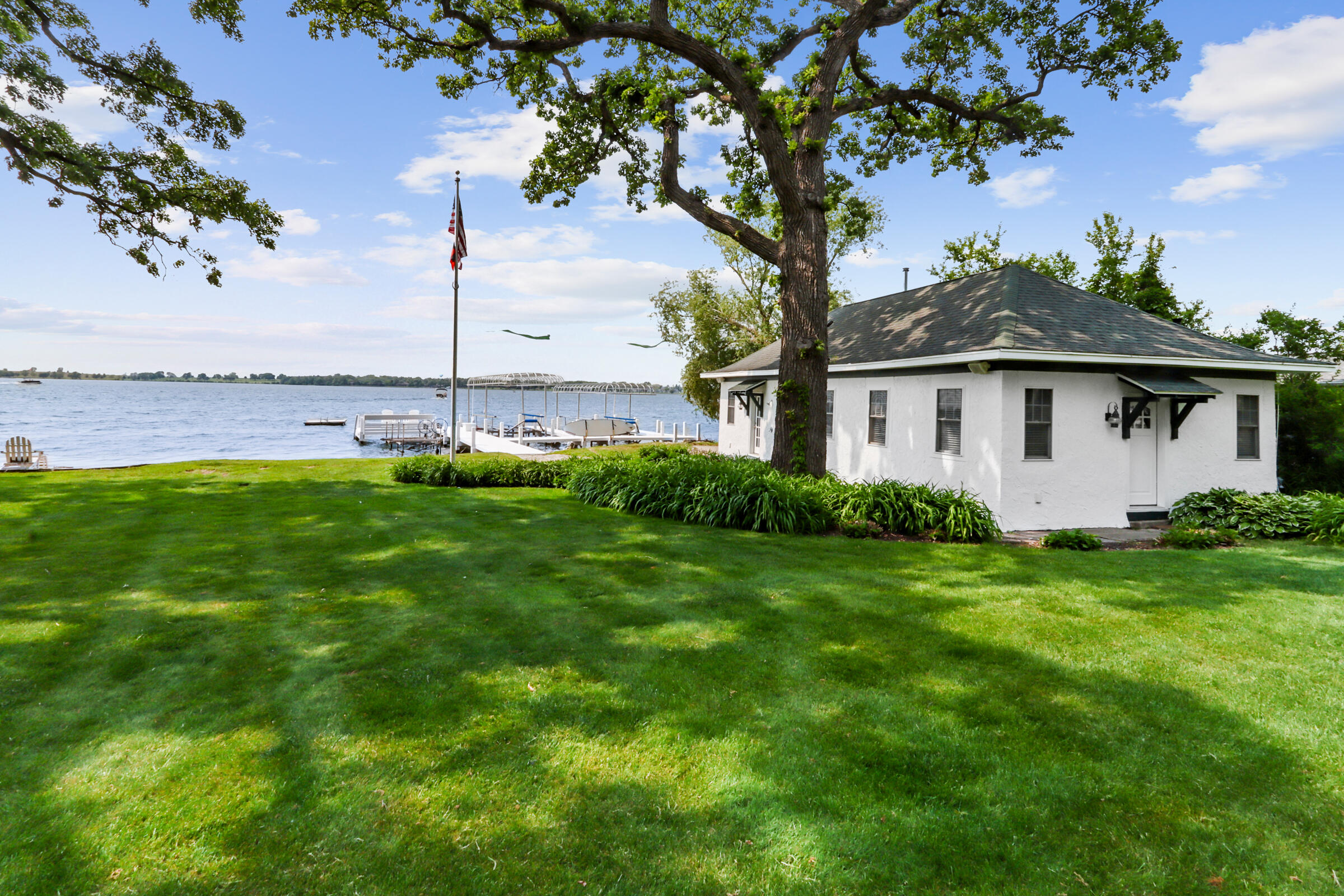 Wisconsin Lake Home for sale (MLS#: 1922000) at 1809  South Shore Dr, in Delavan, Wisconsin. (54 of 72)