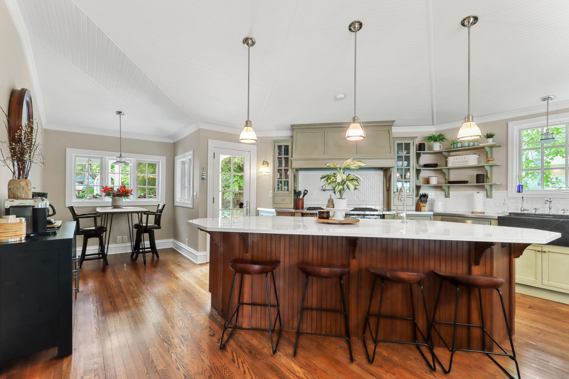 Wisconsin Lake Home for sale (MLS#: 1922000) at 1809  South Shore Dr, in Delavan, Wisconsin. (9 of 72)