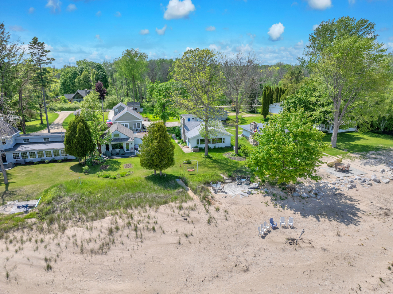 Wisconsin Lake Home for sale (MLS#: 1922005) at N133  Surfside Dr, in Holland, Wisconsin. (17 of 36)