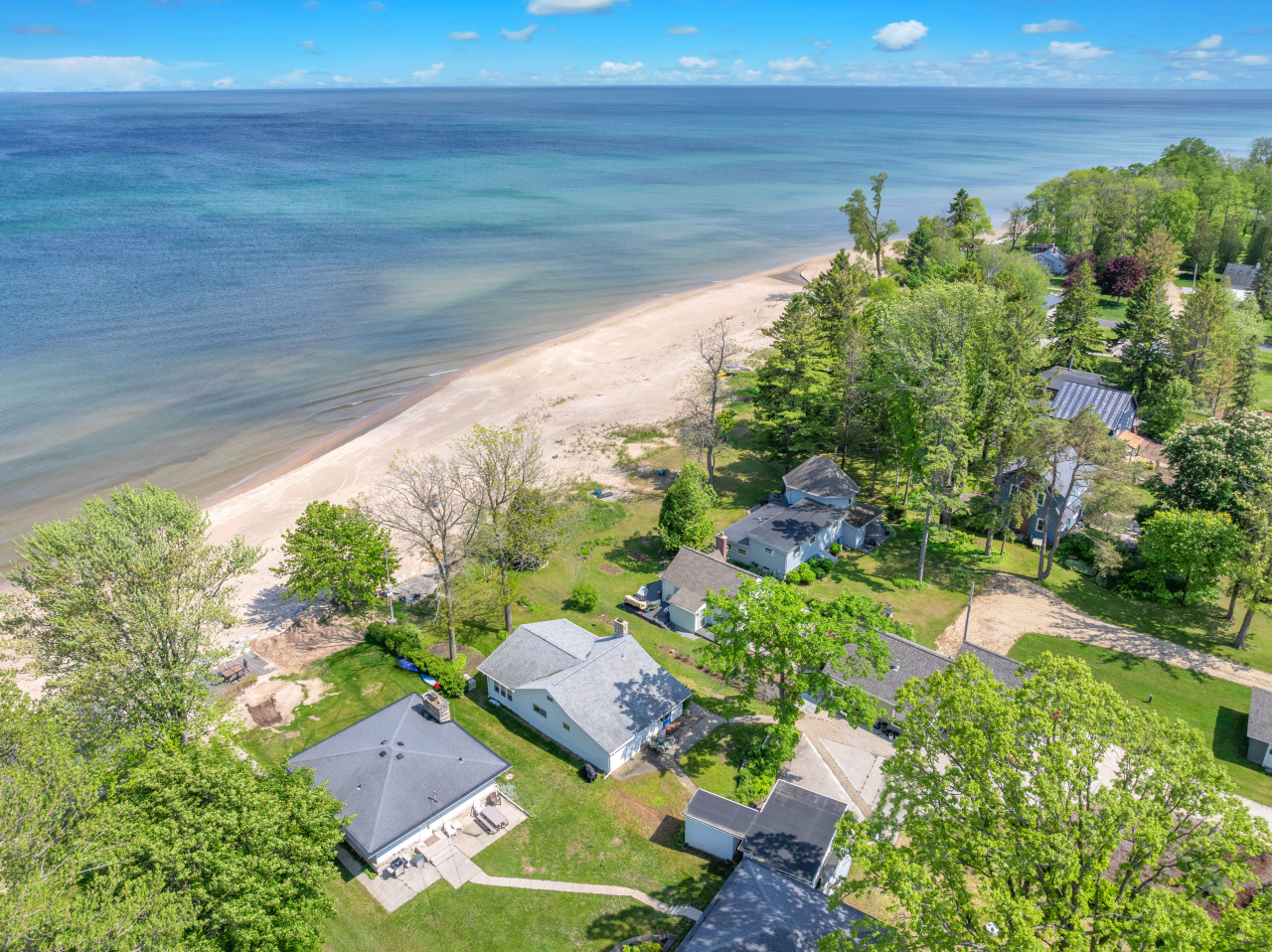 Wisconsin Lake Home for sale (MLS#: 1922005) at N133  Surfside Dr, in Holland, Wisconsin. (24 of 36)