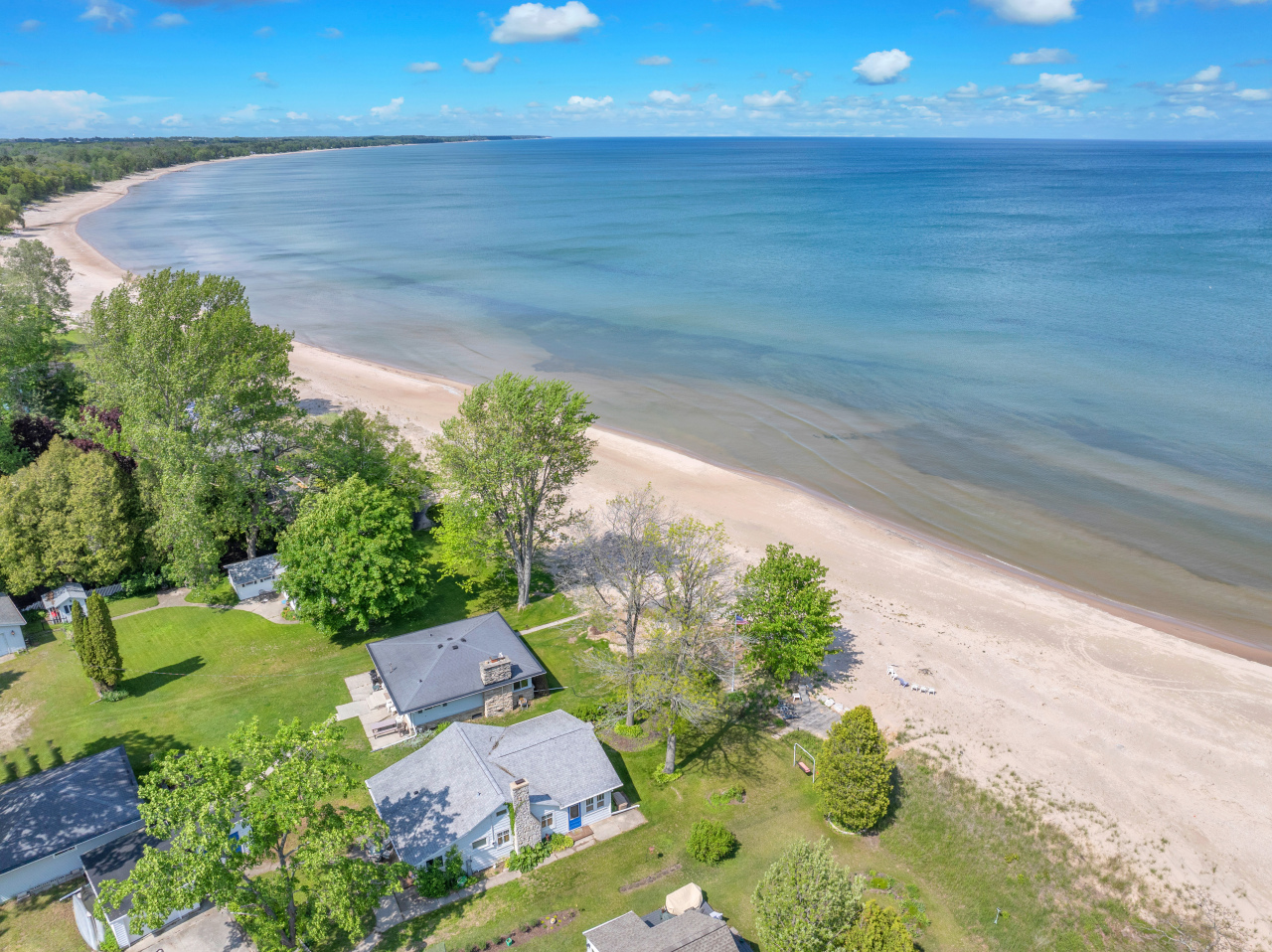 Wisconsin Lake Home for sale (MLS#: 1922005) at N133  Surfside Dr, in Holland, Wisconsin. (25 of 36)