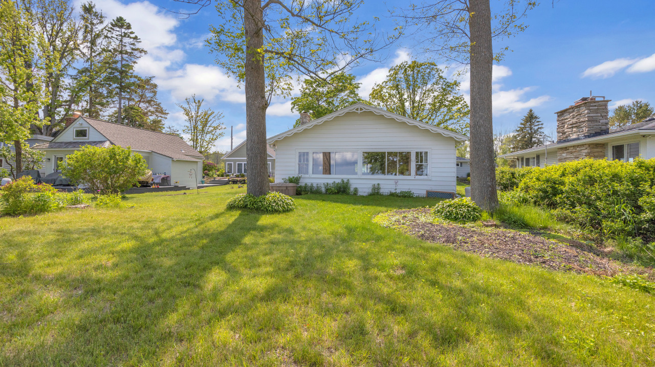 Wisconsin Lake Home for sale (MLS#: 1922005) at N133  Surfside Dr, in Holland, Wisconsin. (27 of 36)
