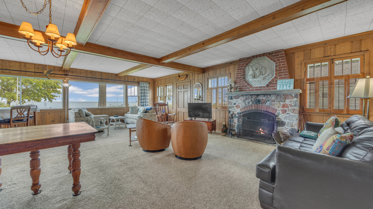 Wisconsin Lake Home for sale (MLS#: 1922005) at N133  Surfside Dr, in Holland, Wisconsin. (33 of 36)