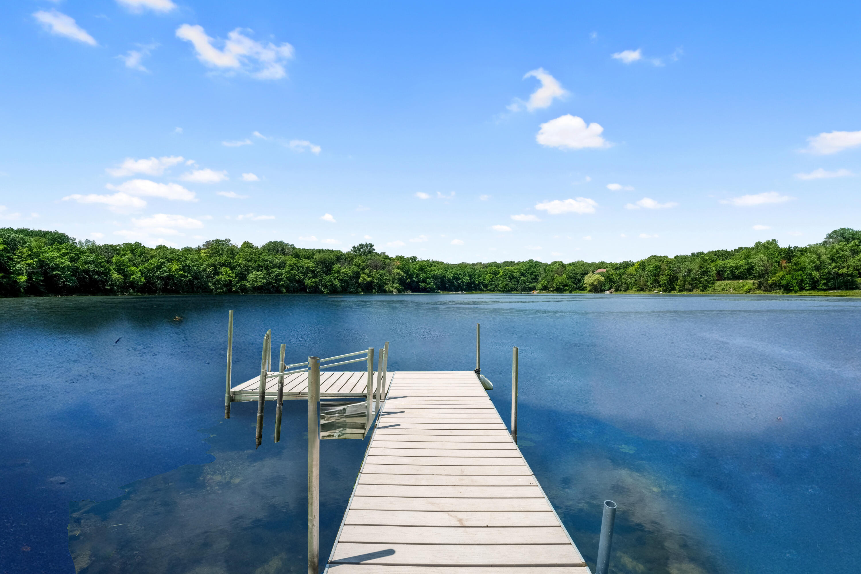 Wisconsin Lake Home for sale (MLS#: 1922058) at N8911  Swift Lake Dr, in Troy, Wisconsin. (2 of 28)