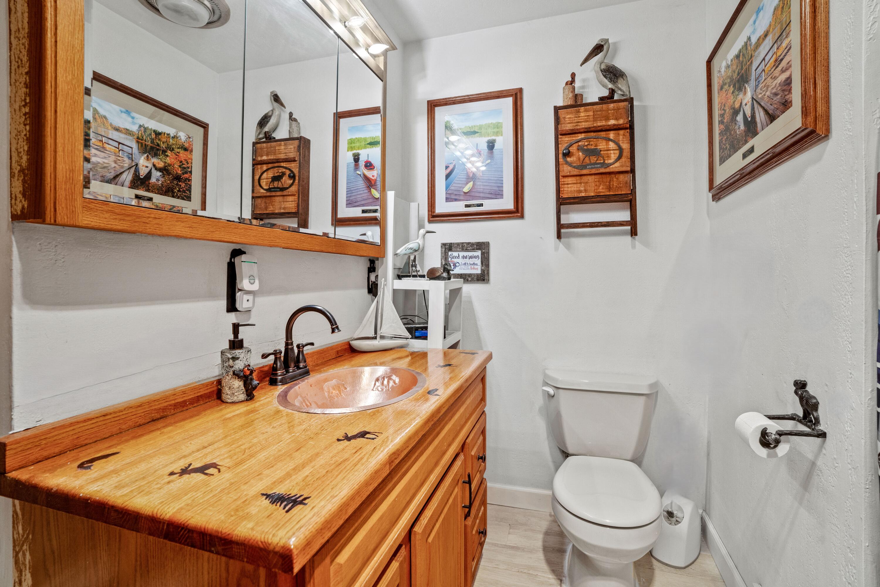 Wisconsin Lake Home for sale (MLS#: 1922058) at N8911  Swift Lake Dr, in Troy, Wisconsin. (27 of 28)