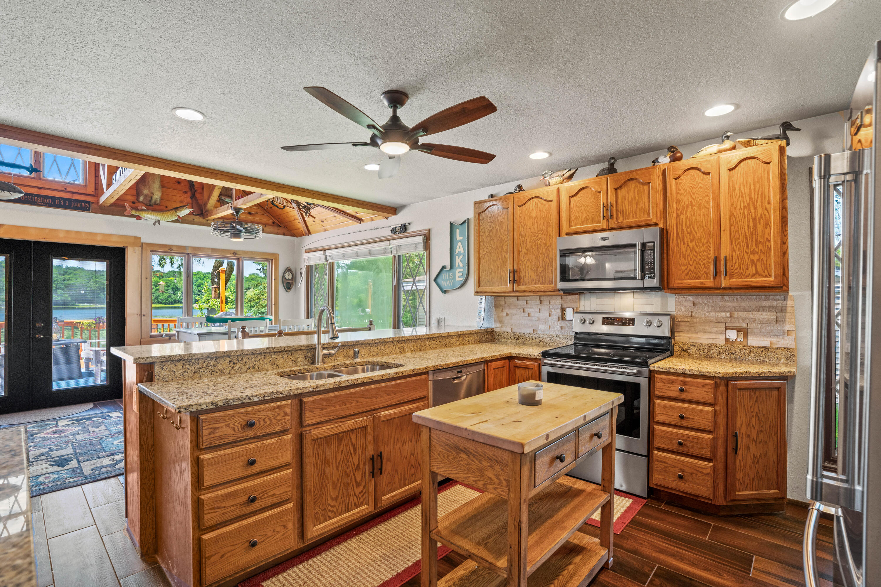 Wisconsin Lake Home for sale (MLS#: 1922058) at N8911  Swift Lake Dr, in Troy, Wisconsin. (8 of 28)