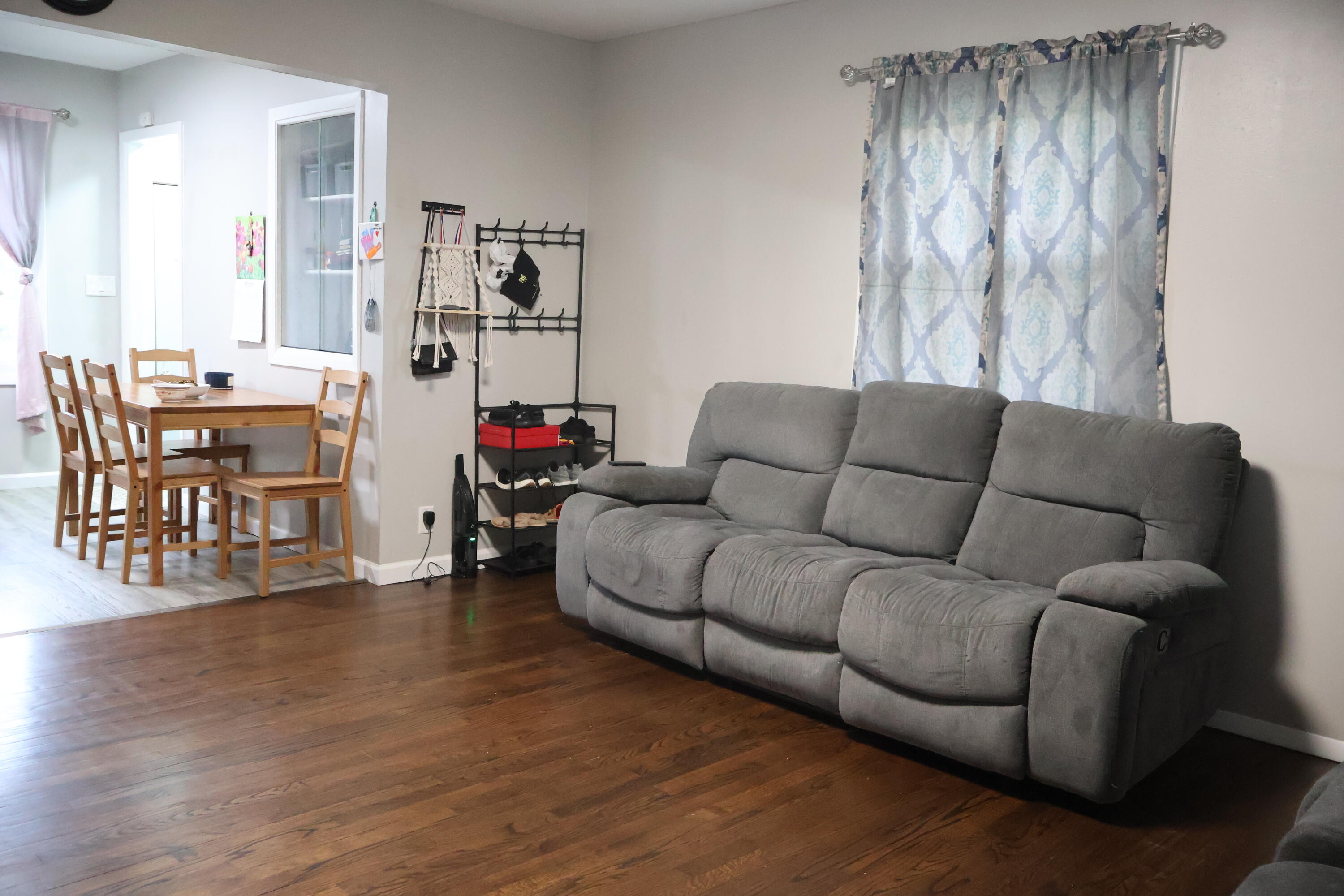 Wisconsin Lake Home for sale (MLS#: 1922100) at 4725 W Wilbur Ave, in Milwaukee, Wisconsin. (8 of 34)