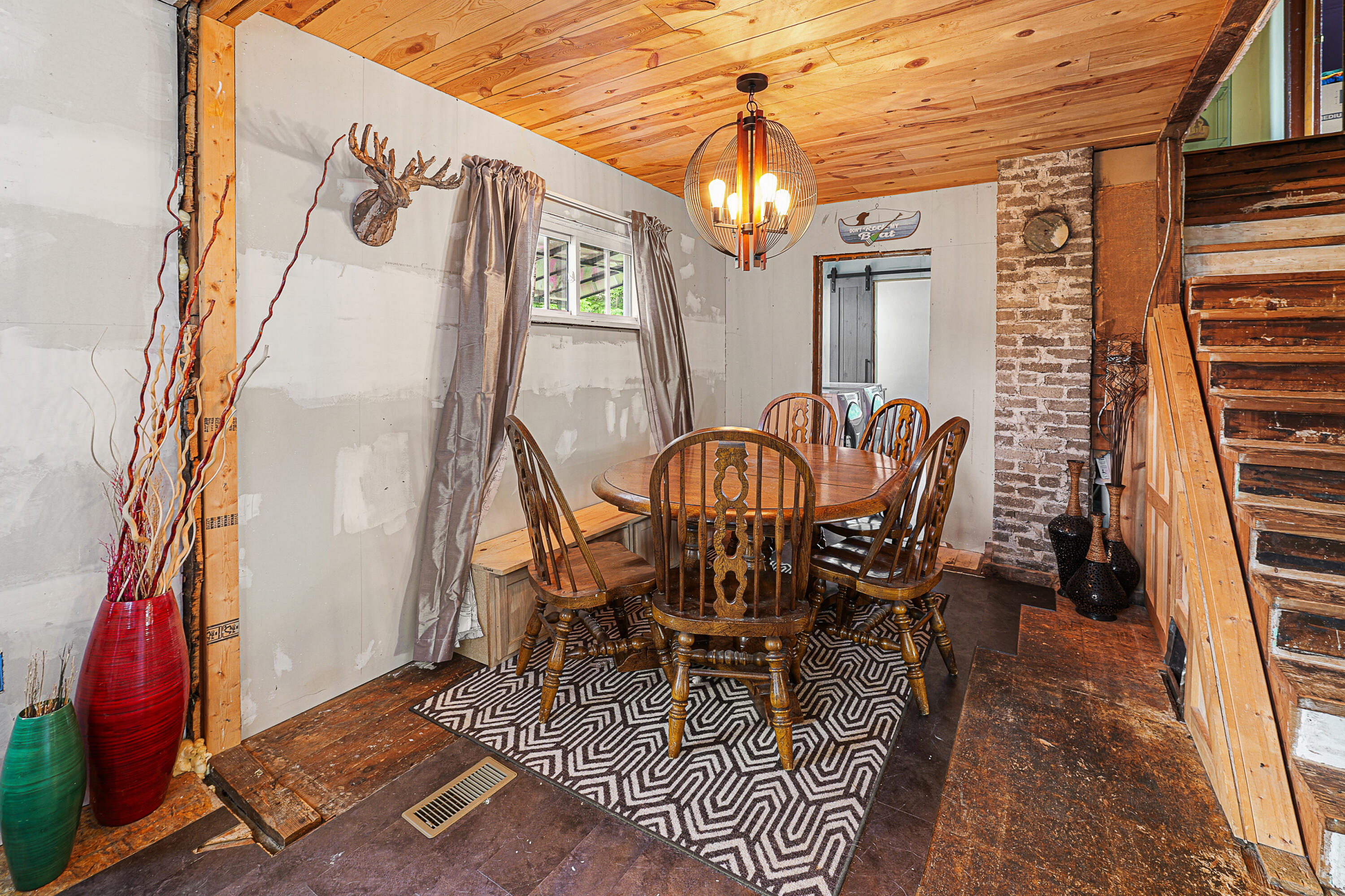 Wisconsin Lake Home for sale (MLS#: 1922114) at 21 S Elm St, in Kekoskee, Wisconsin. (9 of 15)