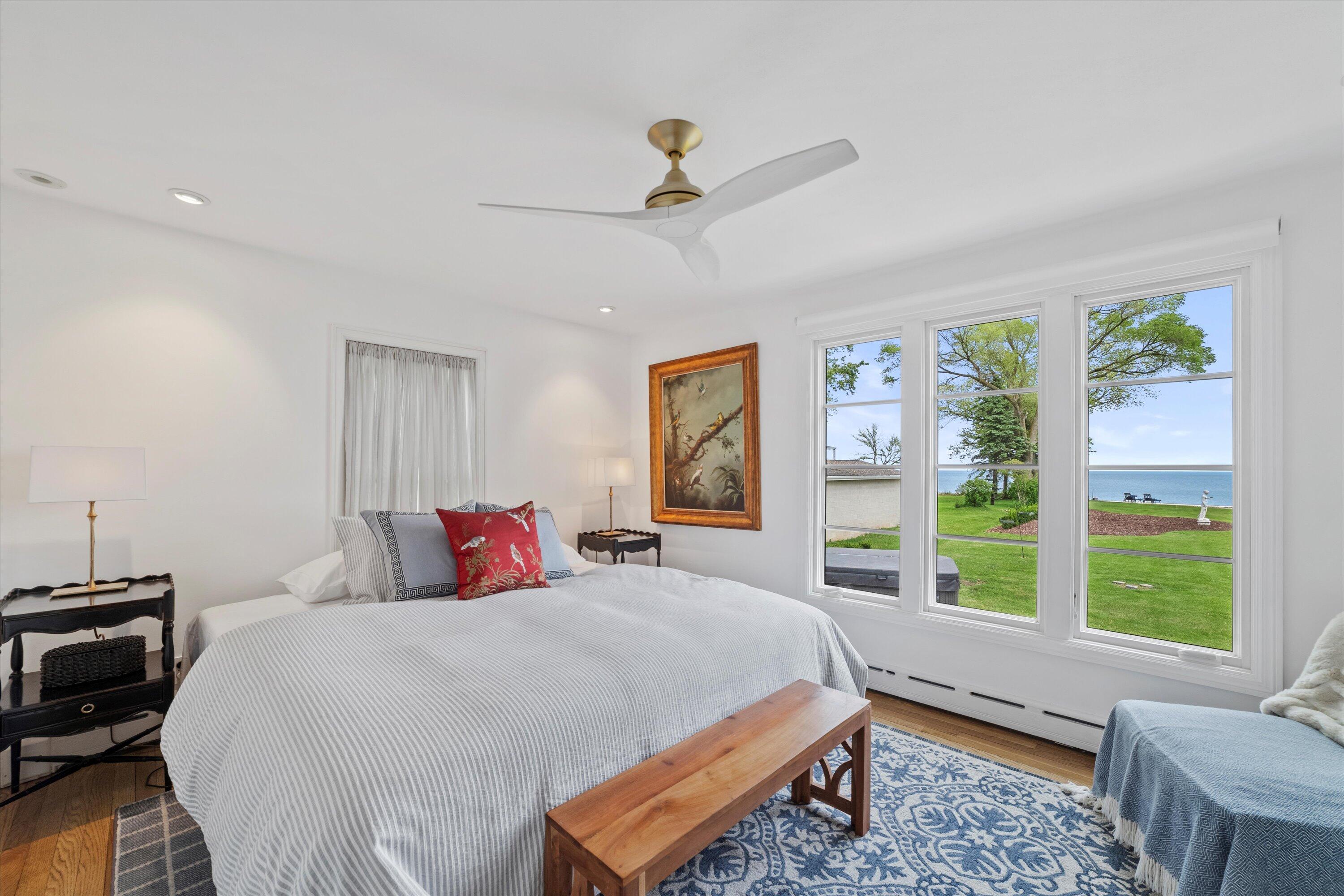 Wisconsin Lake Home for sale (MLS#: 1922147) at 9237  Lakeshore Dr, in Pleasant Prairie, Wisconsin. (24 of 39)