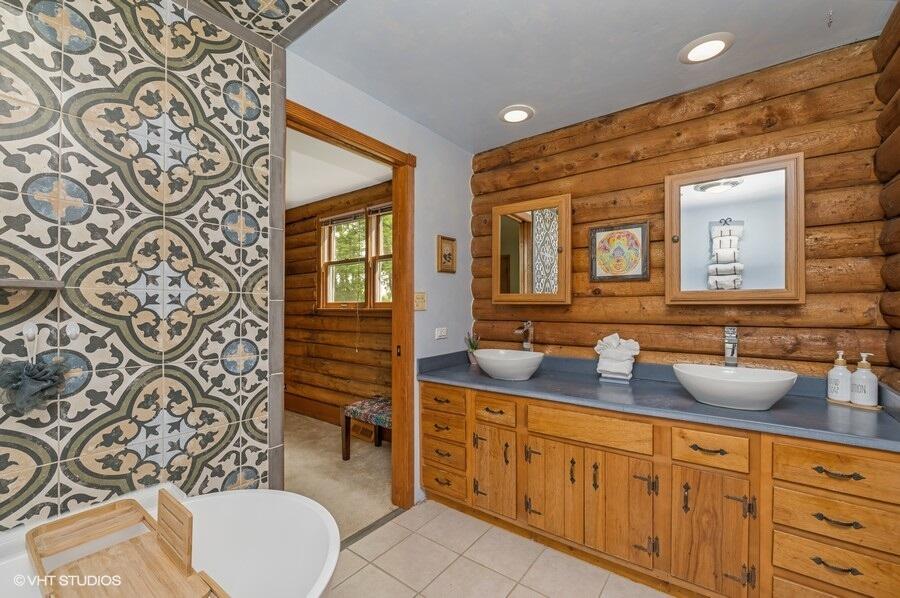 Wisconsin Lake Home for sale (MLS#: 1922201) at N1508  Wildwood Rd, in Linn, Wisconsin. (13 of 29)