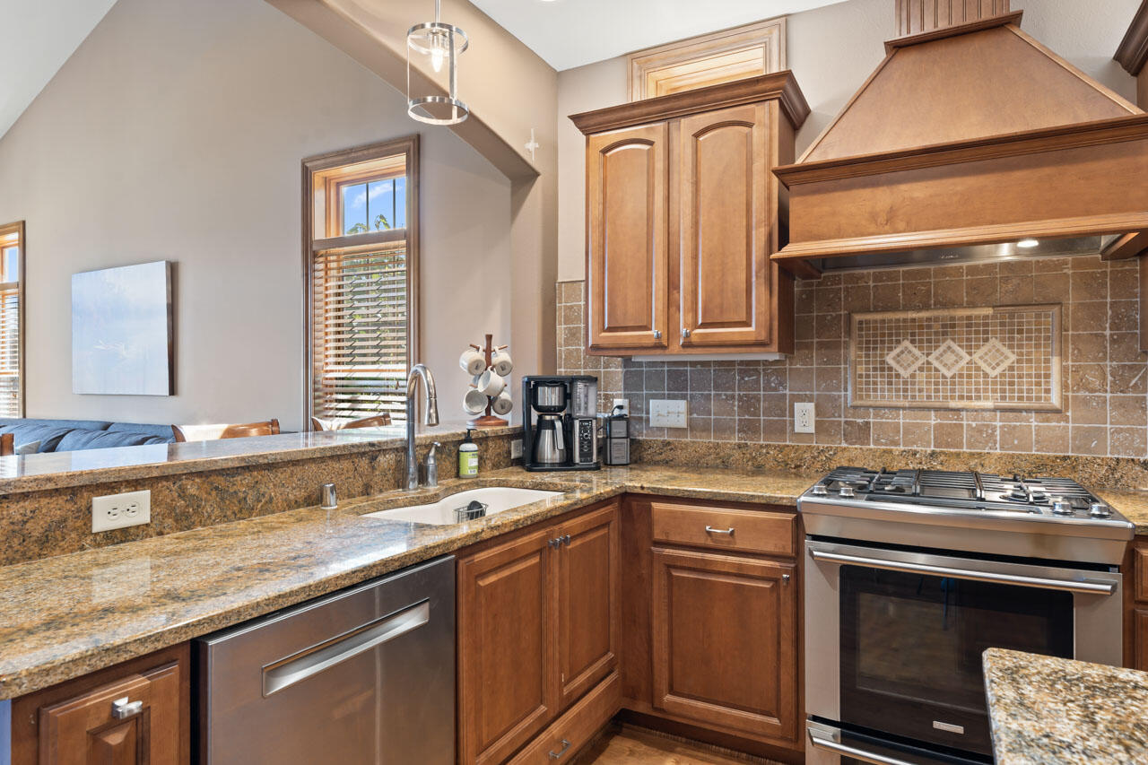 Wisconsin Lake Home for sale (MLS#: 1922233) at 6507  Willow Ct, in Waterford, Wisconsin. (11 of 60)