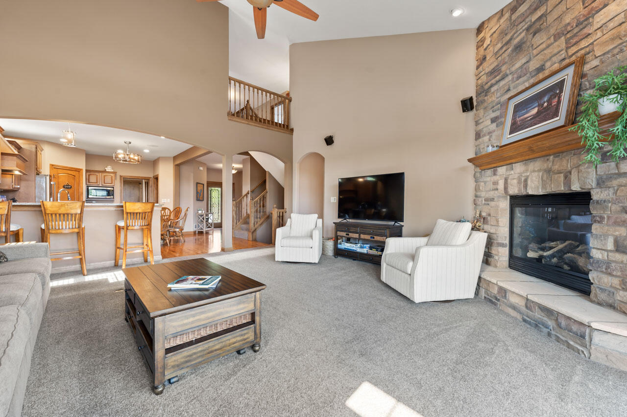 Wisconsin Lake Home for sale (MLS#: 1922233) at 6507  Willow Ct, in Waterford, Wisconsin. (17 of 60)