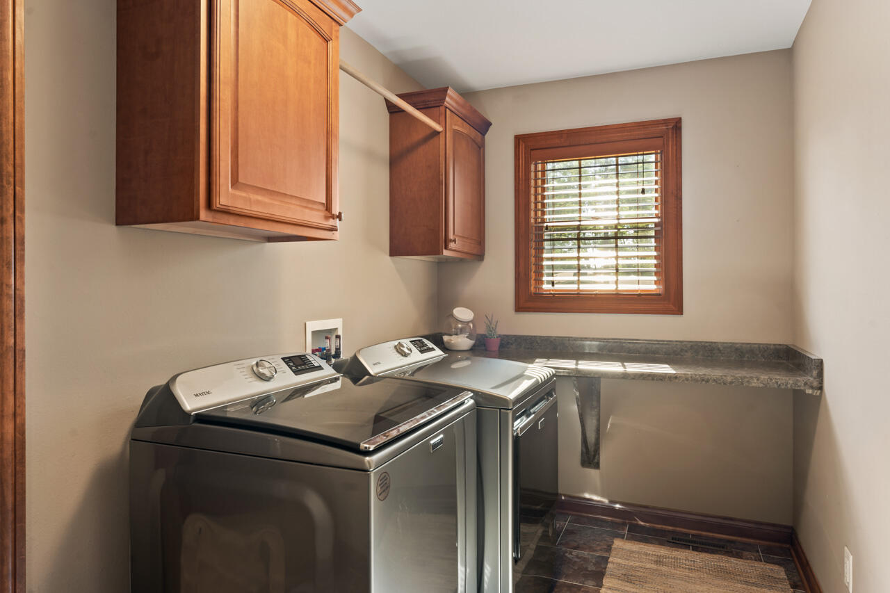Wisconsin Lake Home for sale (MLS#: 1922233) at 6507  Willow Ct, in Waterford, Wisconsin. (25 of 60)