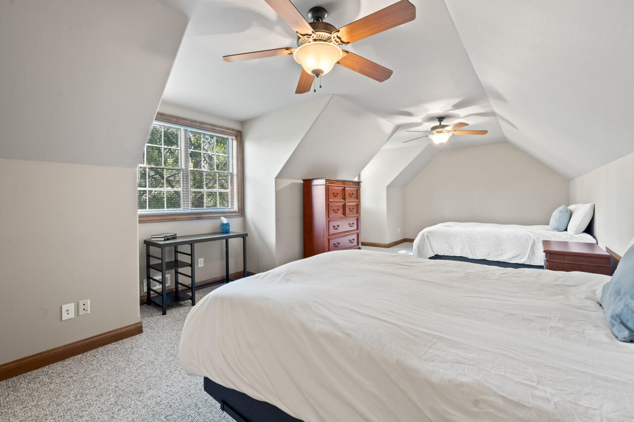 Wisconsin Lake Home for sale (MLS#: 1922233) at 6507  Willow Ct, in Waterford, Wisconsin. (32 of 60)