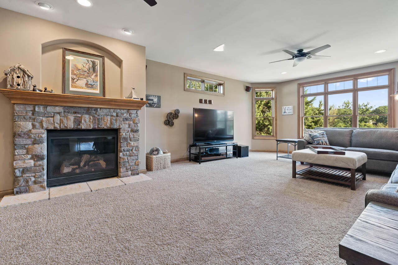 Wisconsin Lake Home for sale (MLS#: 1922233) at 6507  Willow Ct, in Waterford, Wisconsin. (37 of 60)