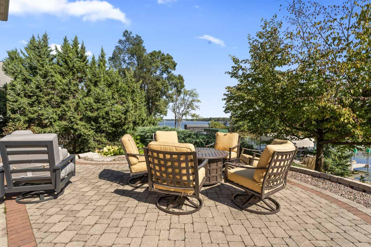 Wisconsin Lake Home for sale (MLS#: 1922233) at 6507  Willow Ct, in Waterford, Wisconsin. (46 of 60)