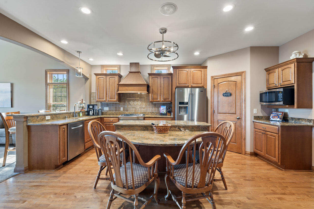 Wisconsin Lake Home for sale (MLS#: 1922233) at 6507  Willow Ct, in Waterford, Wisconsin. (8 of 60)