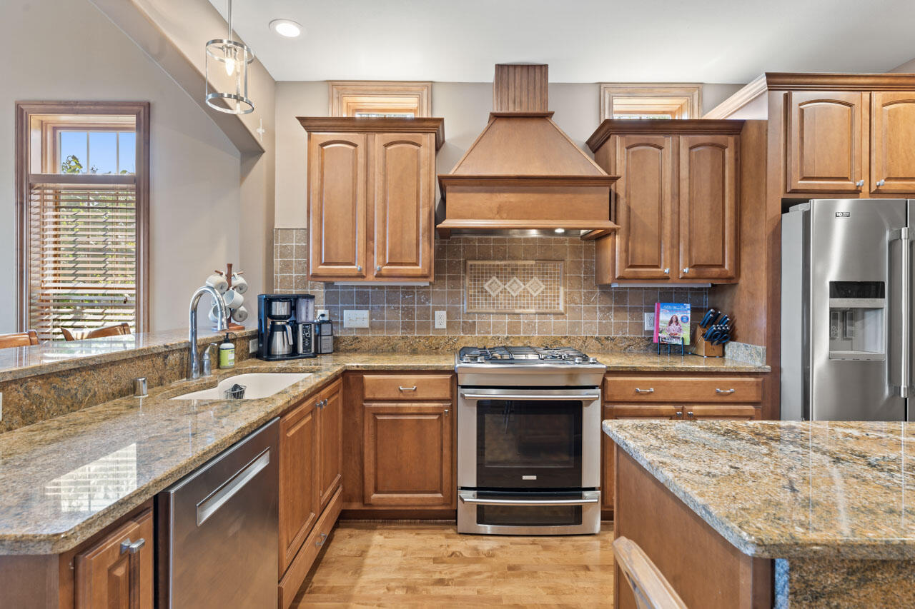 Wisconsin Lake Home for sale (MLS#: 1922233) at 6507  Willow Ct, in Waterford, Wisconsin. (10 of 60)