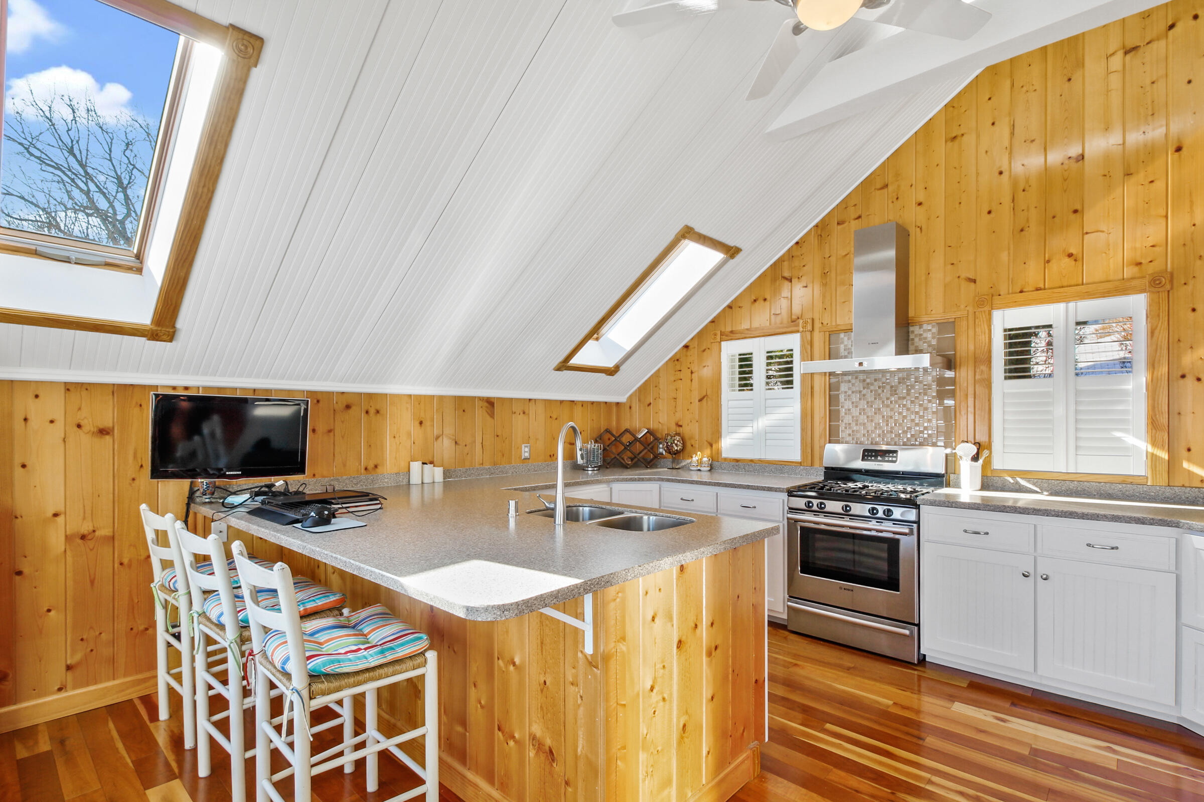 Wisconsin Lake Home for sale (MLS#: 1922260) at W5374  Westshore Dr, in La Grange, Wisconsin. (18 of 44)