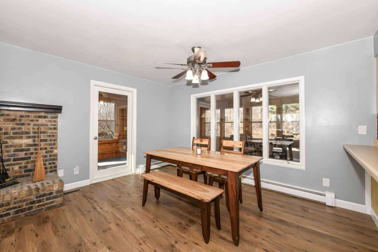 Wisconsin Lake Home for sale (MLS#: 1922505) at 2613  Glen Eyrie Ln, in Delavan, Wisconsin. (14 of 49)