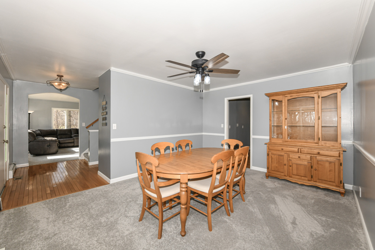 Wisconsin Lake Home for sale (MLS#: 1922505) at 2613  Glen Eyrie Ln, in Delavan, Wisconsin. (16 of 49)