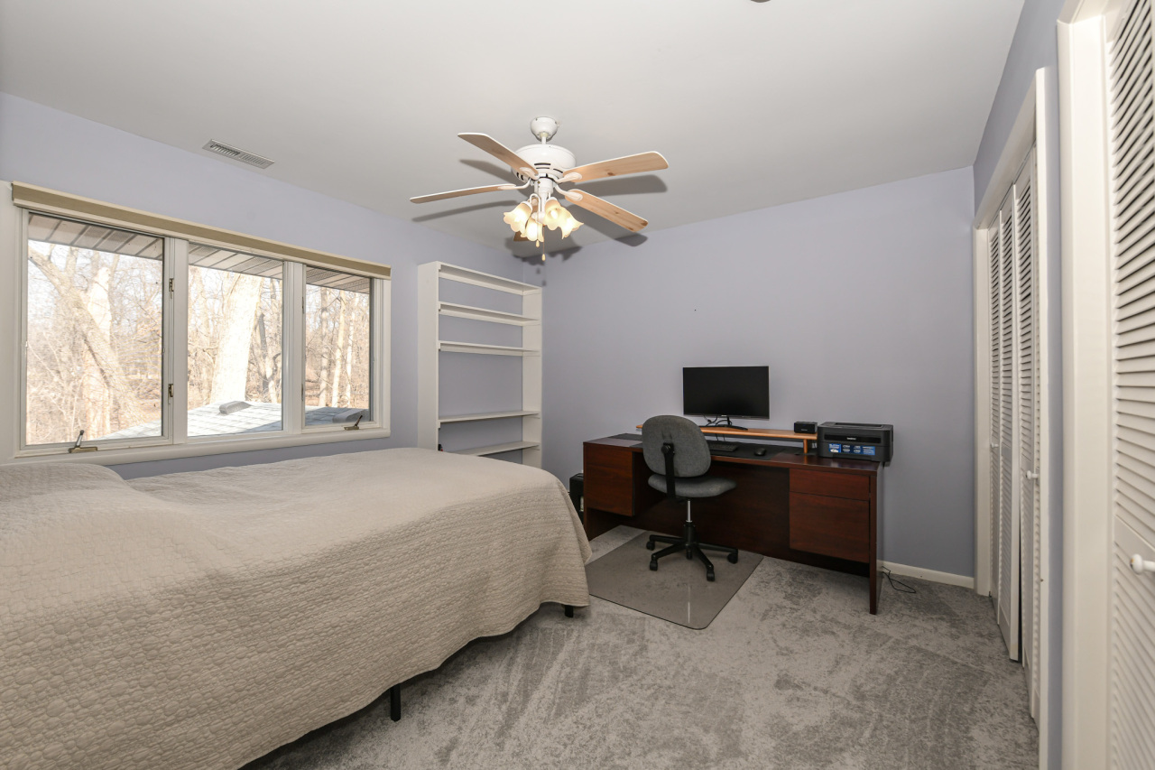 Wisconsin Lake Home for sale (MLS#: 1922505) at 2613  Glen Eyrie Ln, in Delavan, Wisconsin. (29 of 49)