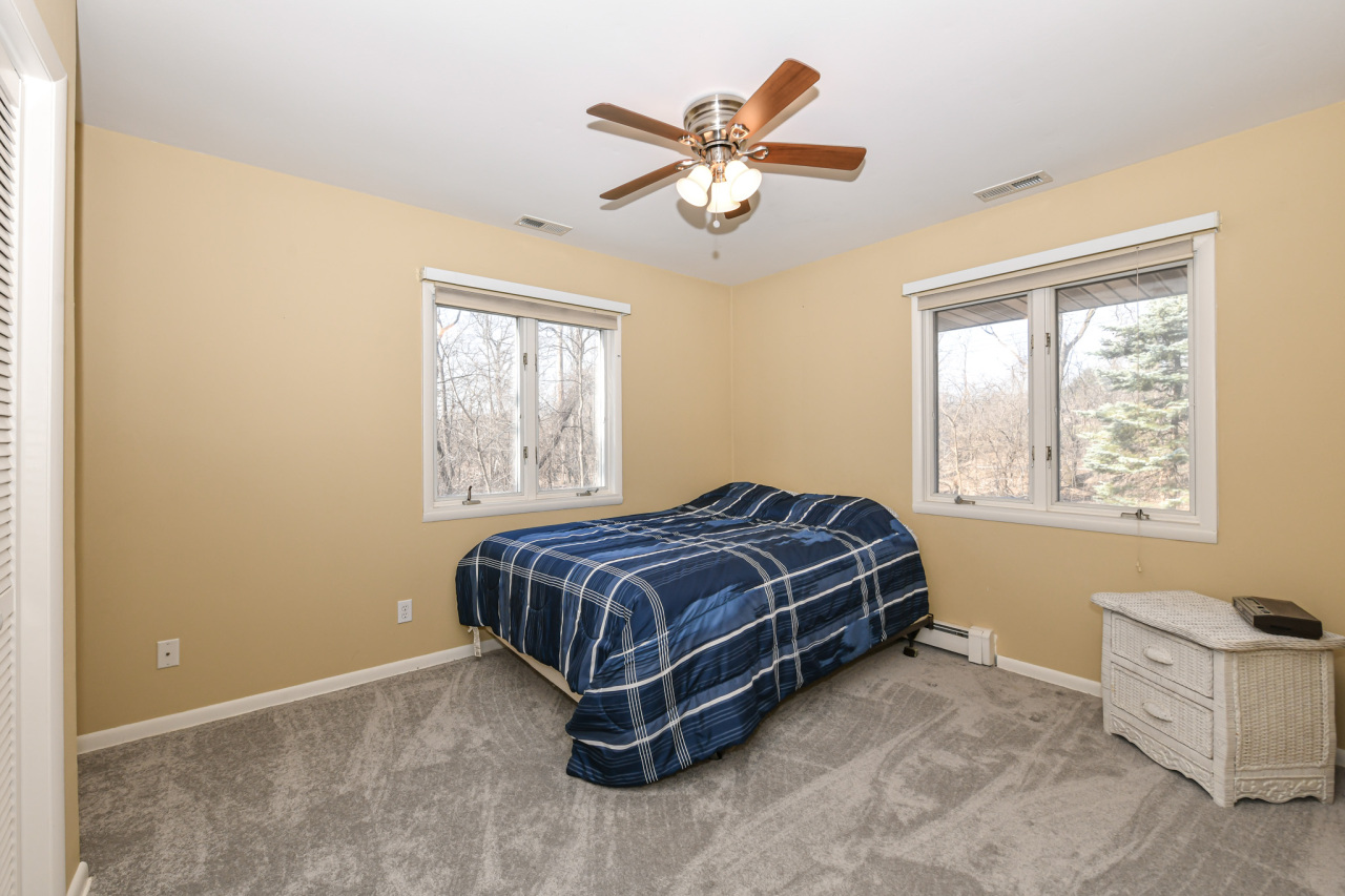 Wisconsin Lake Home for sale (MLS#: 1922505) at 2613  Glen Eyrie Ln, in Delavan, Wisconsin. (30 of 49)