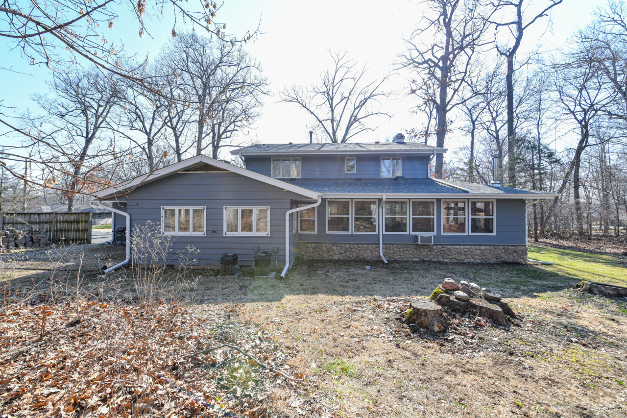 Wisconsin Lake Home for sale (MLS#: 1922505) at 2613  Glen Eyrie Ln, in Delavan, Wisconsin. (37 of 49)