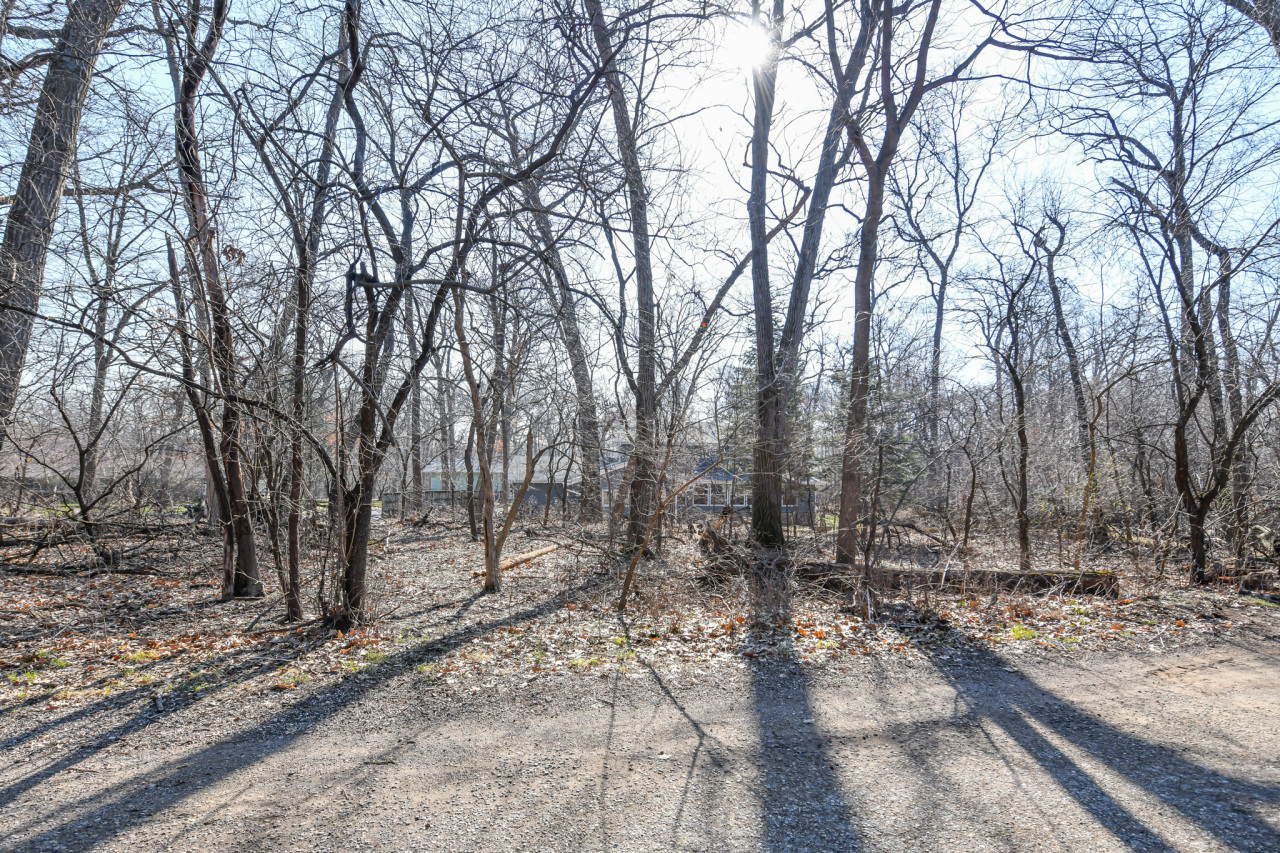 Wisconsin Lake Home for sale (MLS#: 1922505) at 2613  Glen Eyrie Ln, in Delavan, Wisconsin. (40 of 49)