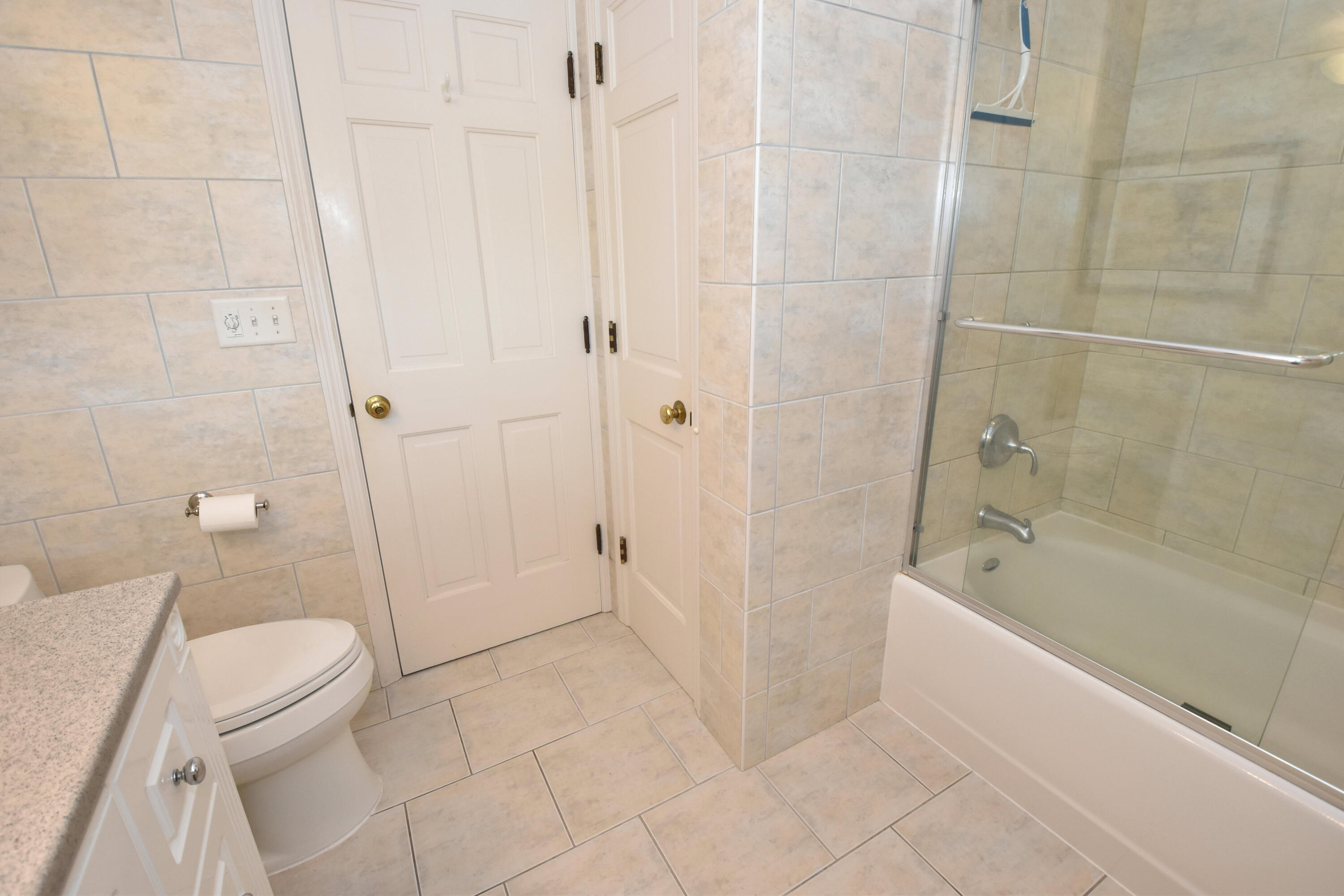 Wisconsin Lake Home for sale (MLS#: 1922572) at 4729  James Ave, in Wind Point, Wisconsin. (30 of 61)