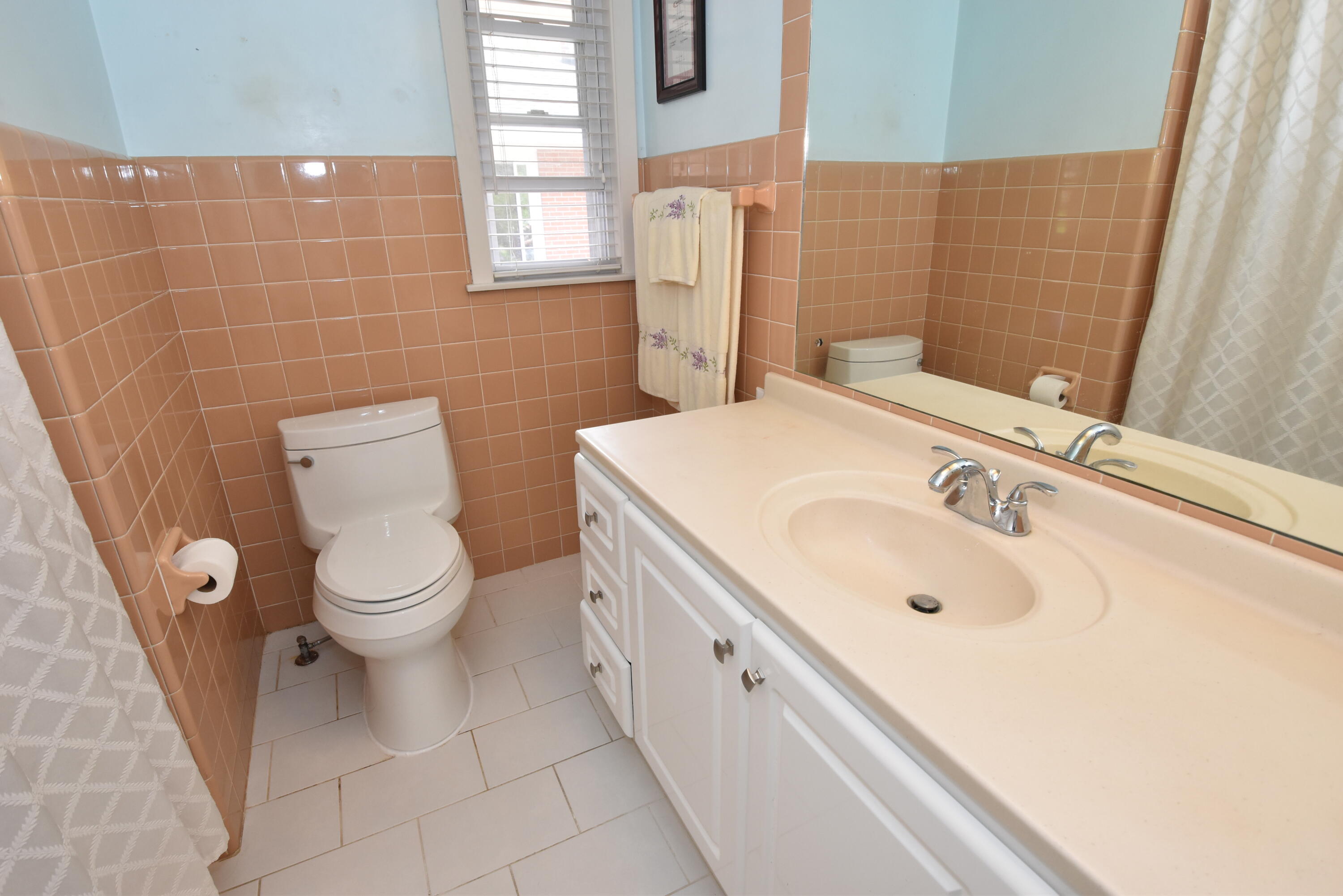 Wisconsin Lake Home for sale (MLS#: 1922572) at 4729  James Ave, in Wind Point, Wisconsin. (34 of 61)