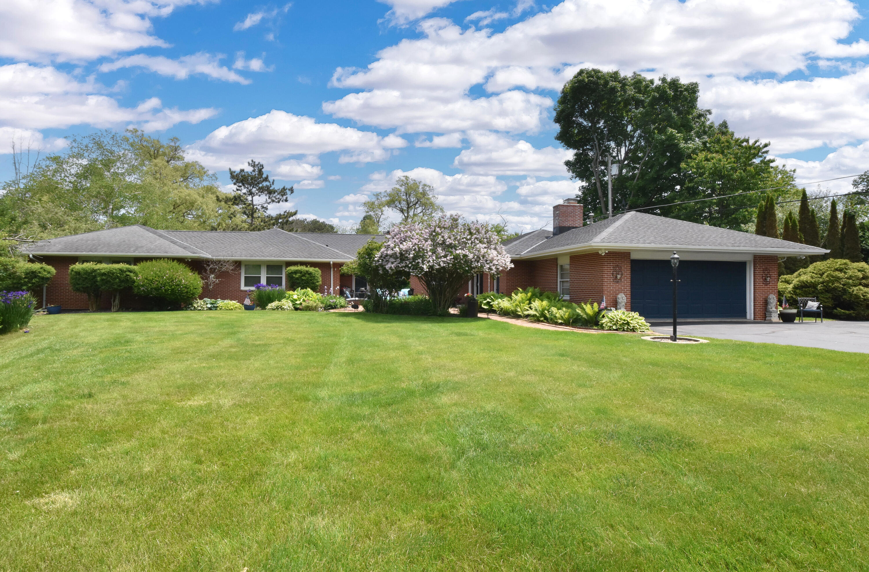 Wisconsin Lake Home for sale (MLS#: 1922572) at 4729  James Ave, in Wind Point, Wisconsin. (49 of 61)