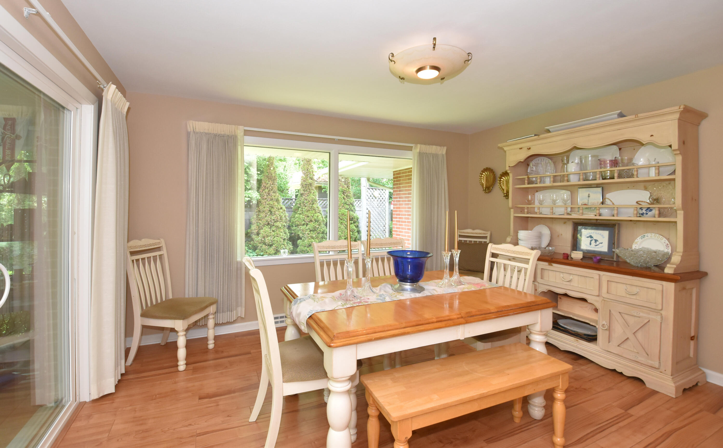Wisconsin Lake Home for sale (MLS#: 1922572) at 4729  James Ave, in Wind Point, Wisconsin. (9 of 61)