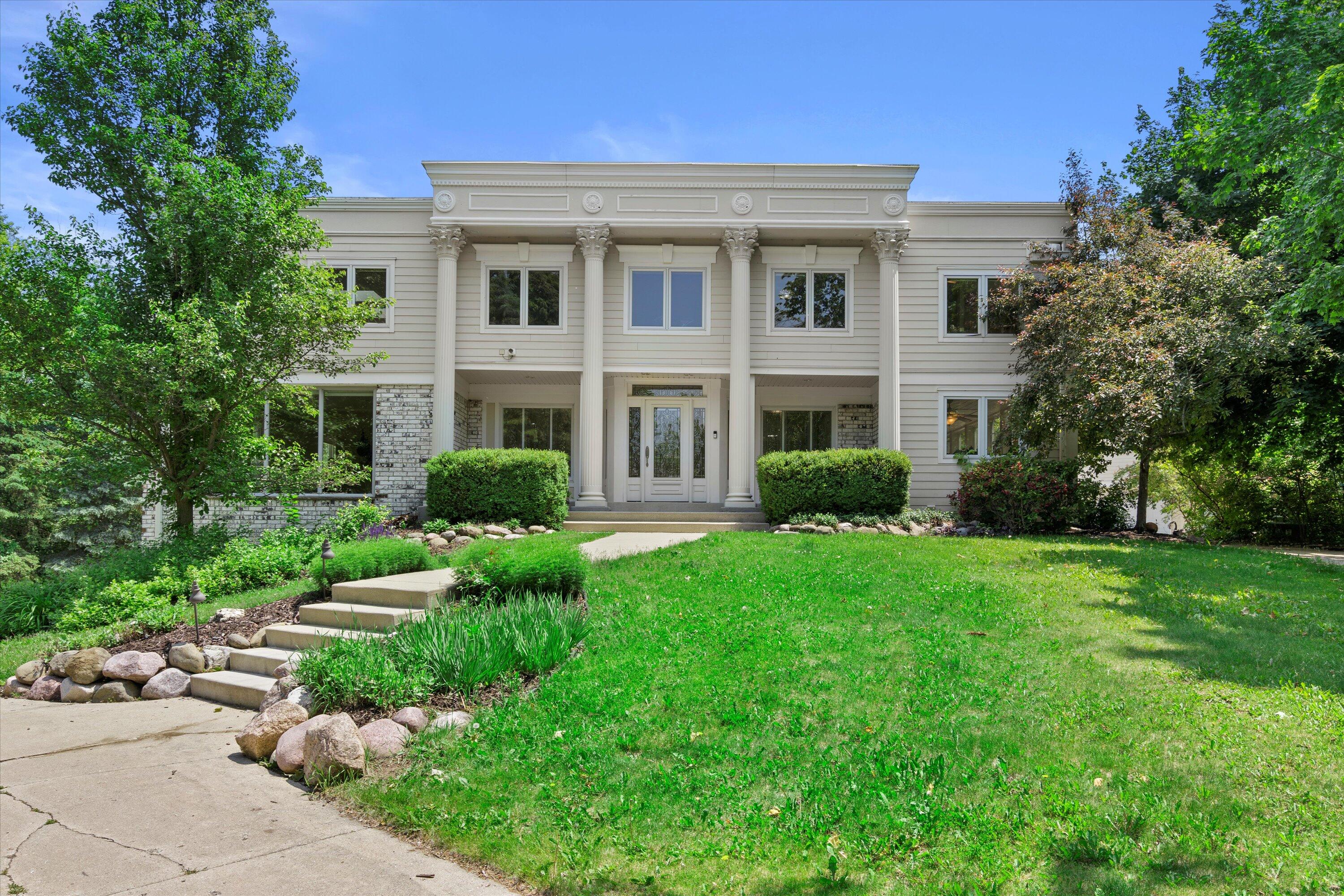 Wisconsin Lake Home for sale (MLS#: 1922577) at W222N8208  Plainview Pkwy, in Lisbon, Wisconsin. (13 of 73)
