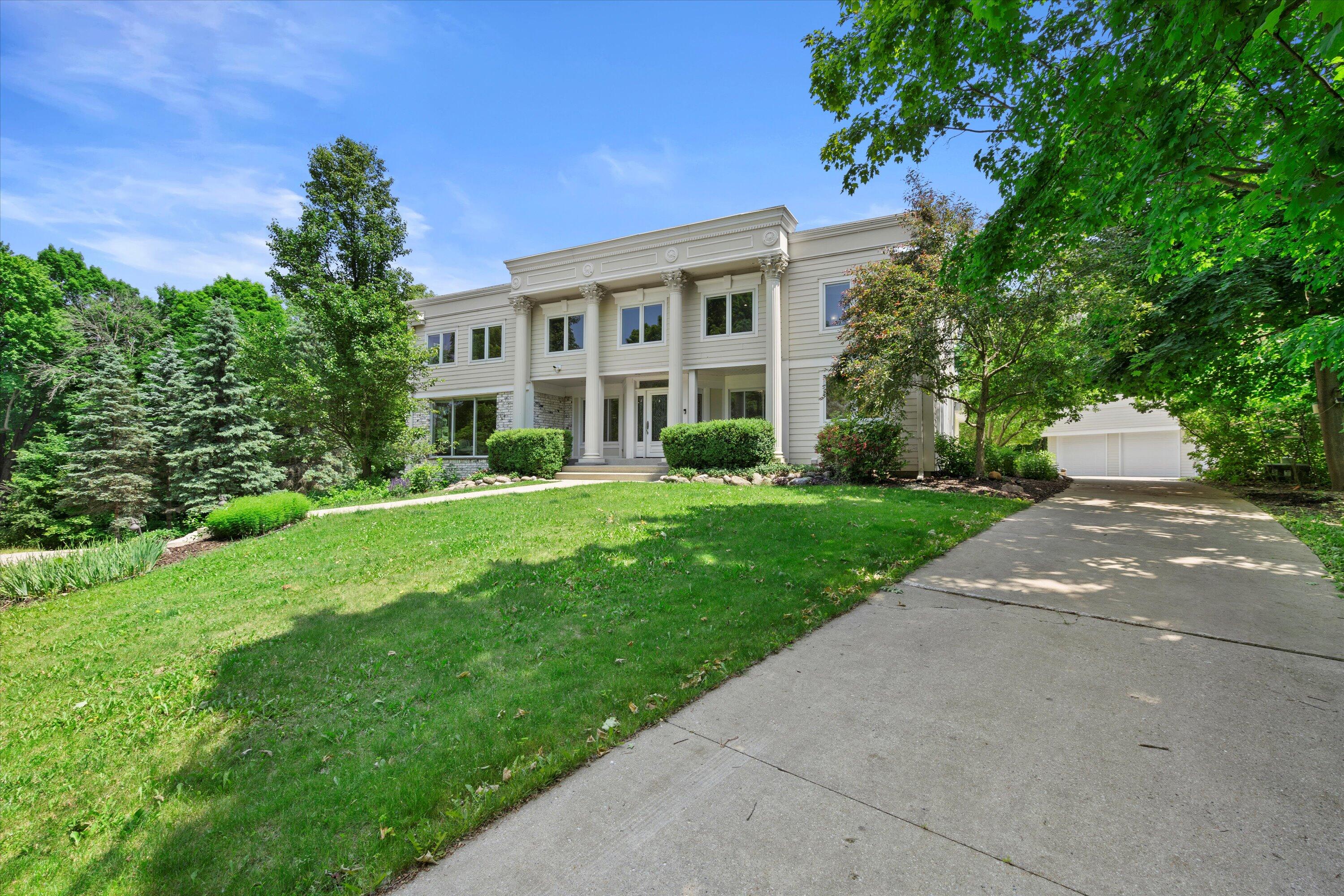 Wisconsin Lake Home for sale (MLS#: 1922577) at W222N8208  Plainview Pkwy, in Lisbon, Wisconsin. (15 of 73)