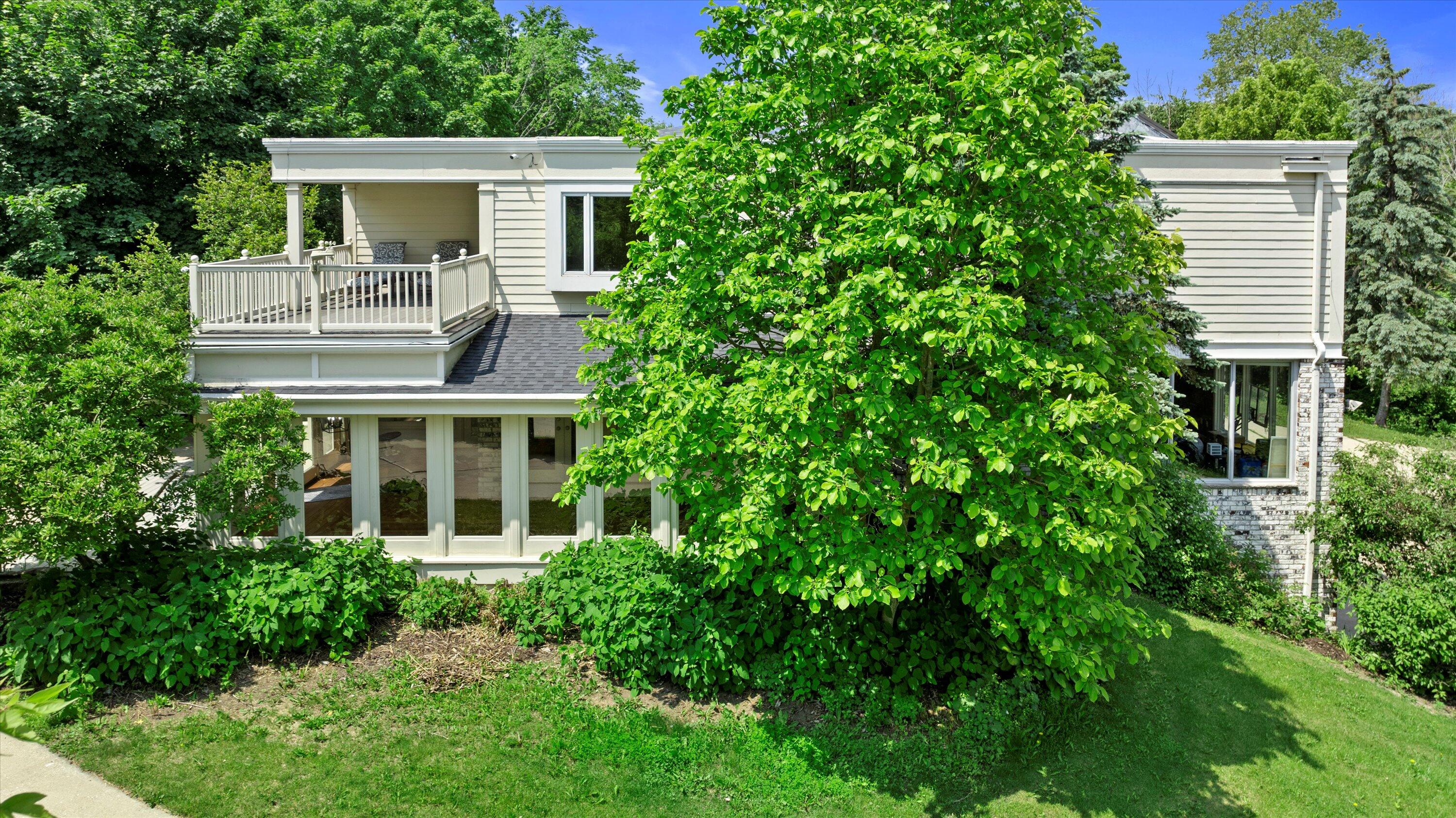 Wisconsin Lake Home for sale (MLS#: 1922577) at W222N8208  Plainview Pkwy, in Lisbon, Wisconsin. (5 of 73)