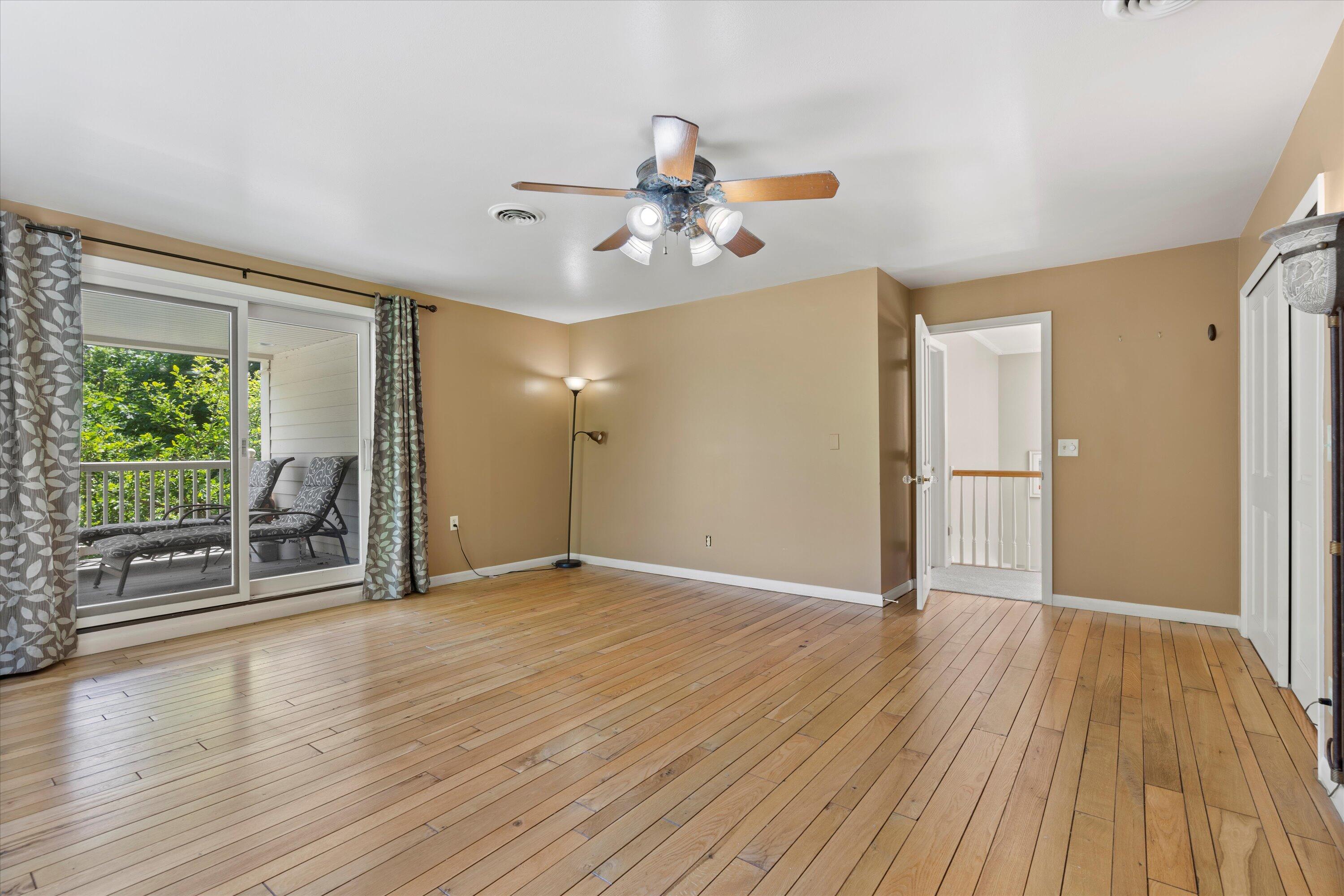 Wisconsin Lake Home for sale (MLS#: 1922577) at W222N8208  Plainview Pkwy, in Lisbon, Wisconsin. (56 of 73)