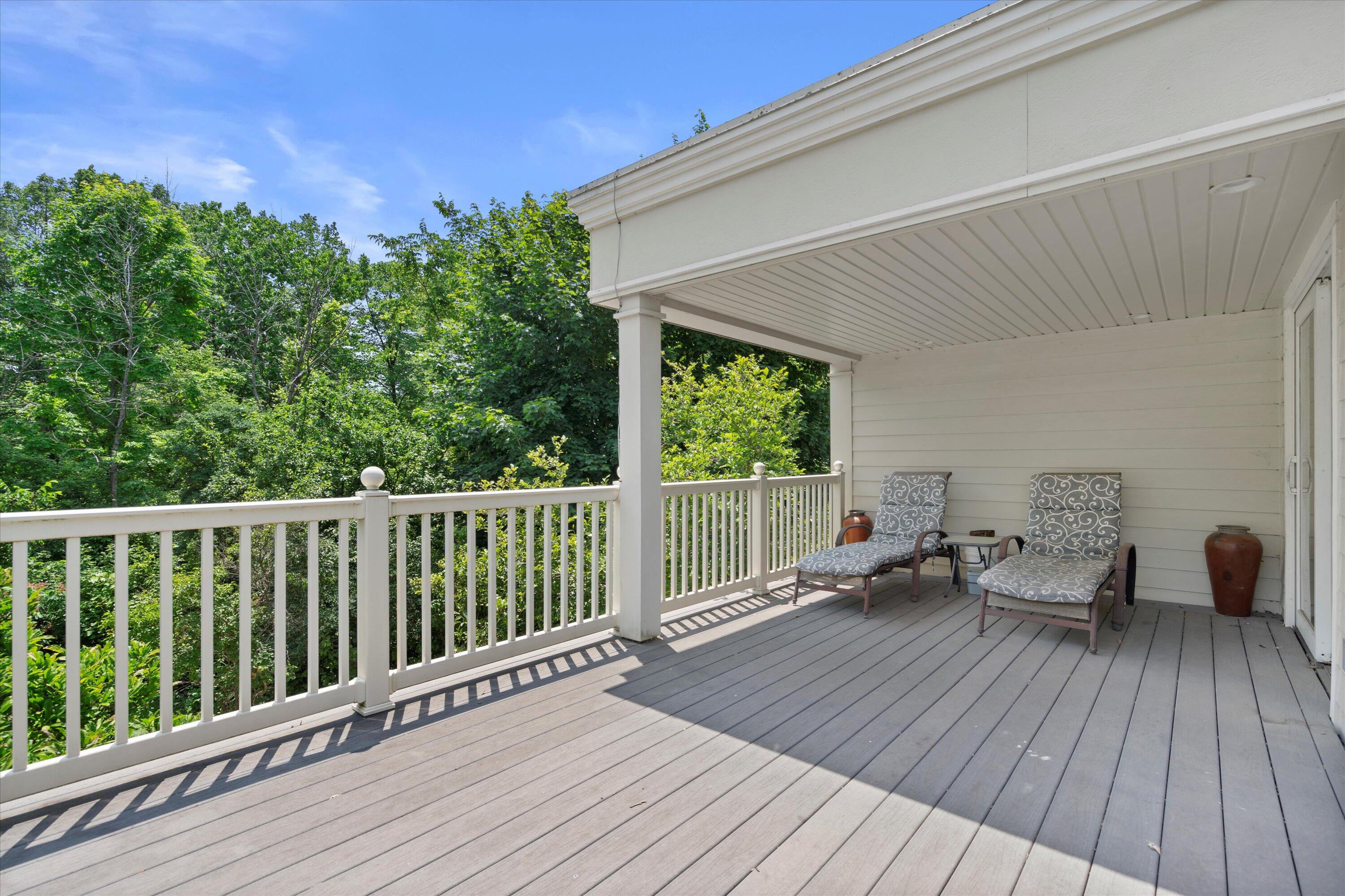 Wisconsin Lake Home for sale (MLS#: 1922577) at W222N8208  Plainview Pkwy, in Lisbon, Wisconsin. (58 of 73)