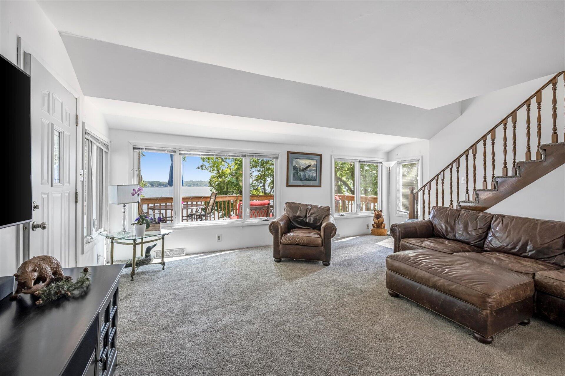 Wisconsin Lake Home for sale (MLS#: 1922876) at N37W26687  Kopmeier Dr, in Pewaukee, Wisconsin. (7 of 15)