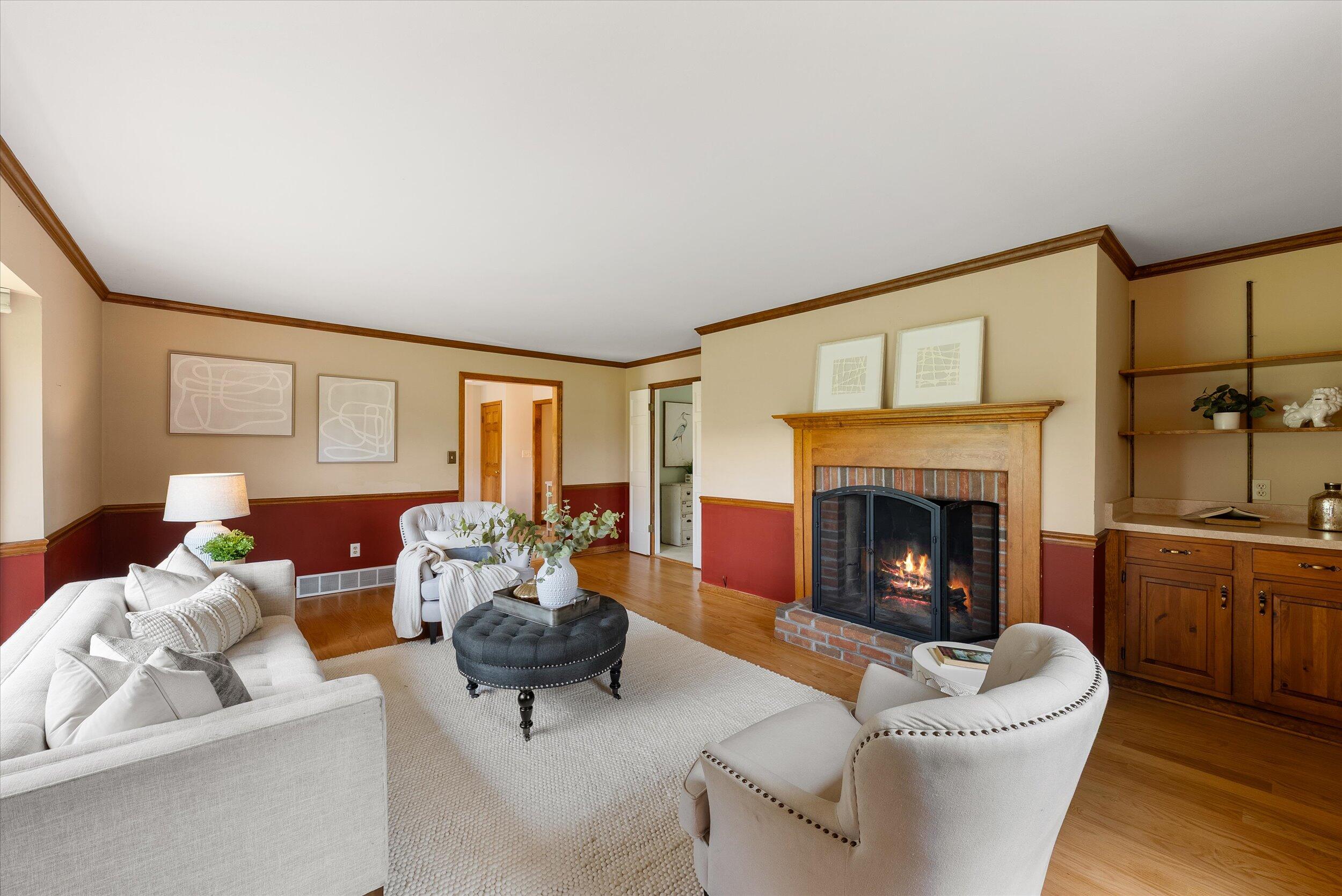 Wisconsin Lake Home for sale (MLS#: 1923046) at 10800 N Norway Dr, in Mequon, Wisconsin. (17 of 55)