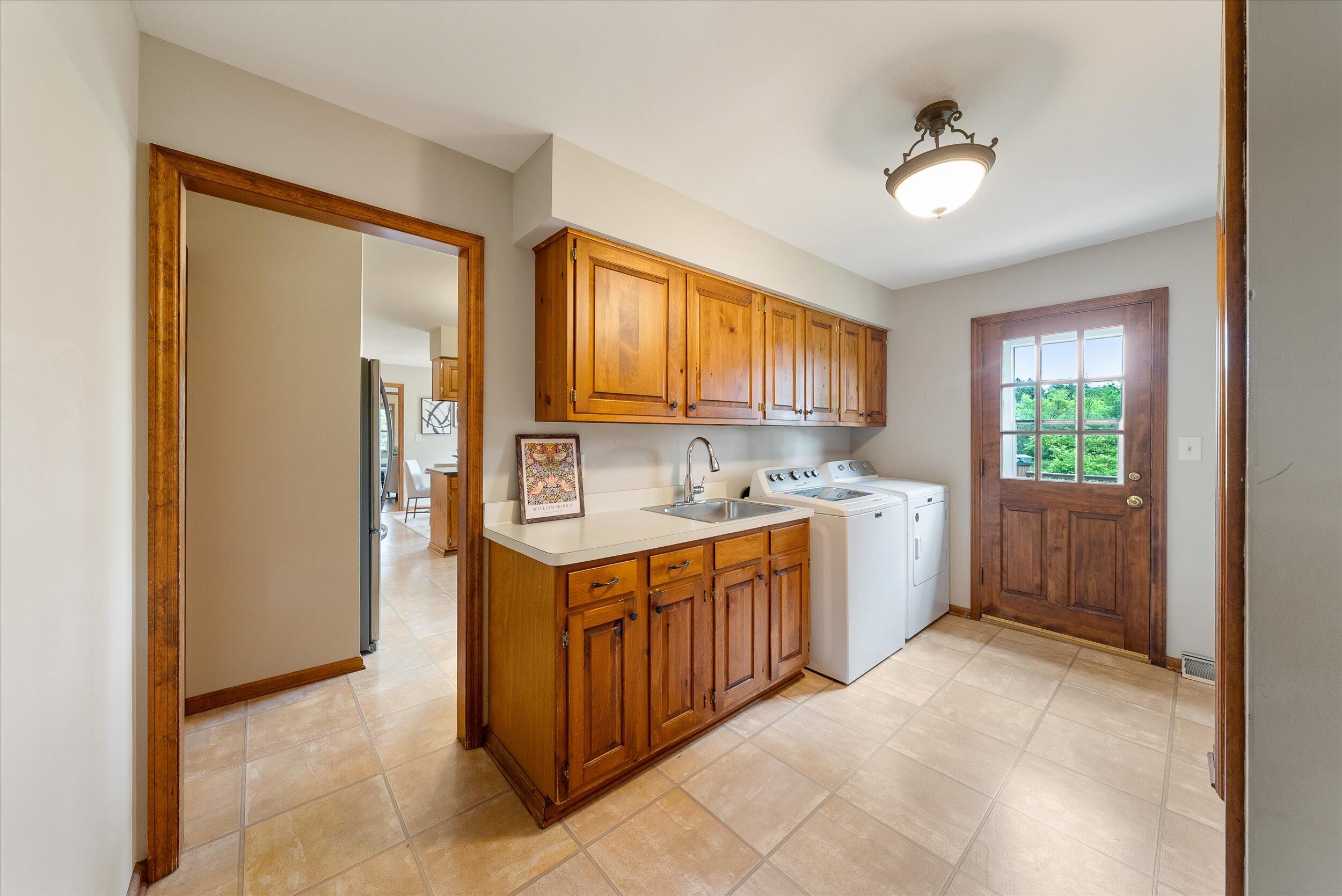 Wisconsin Lake Home for sale (MLS#: 1923046) at 10800 N Norway Dr, in Mequon, Wisconsin. (21 of 55)