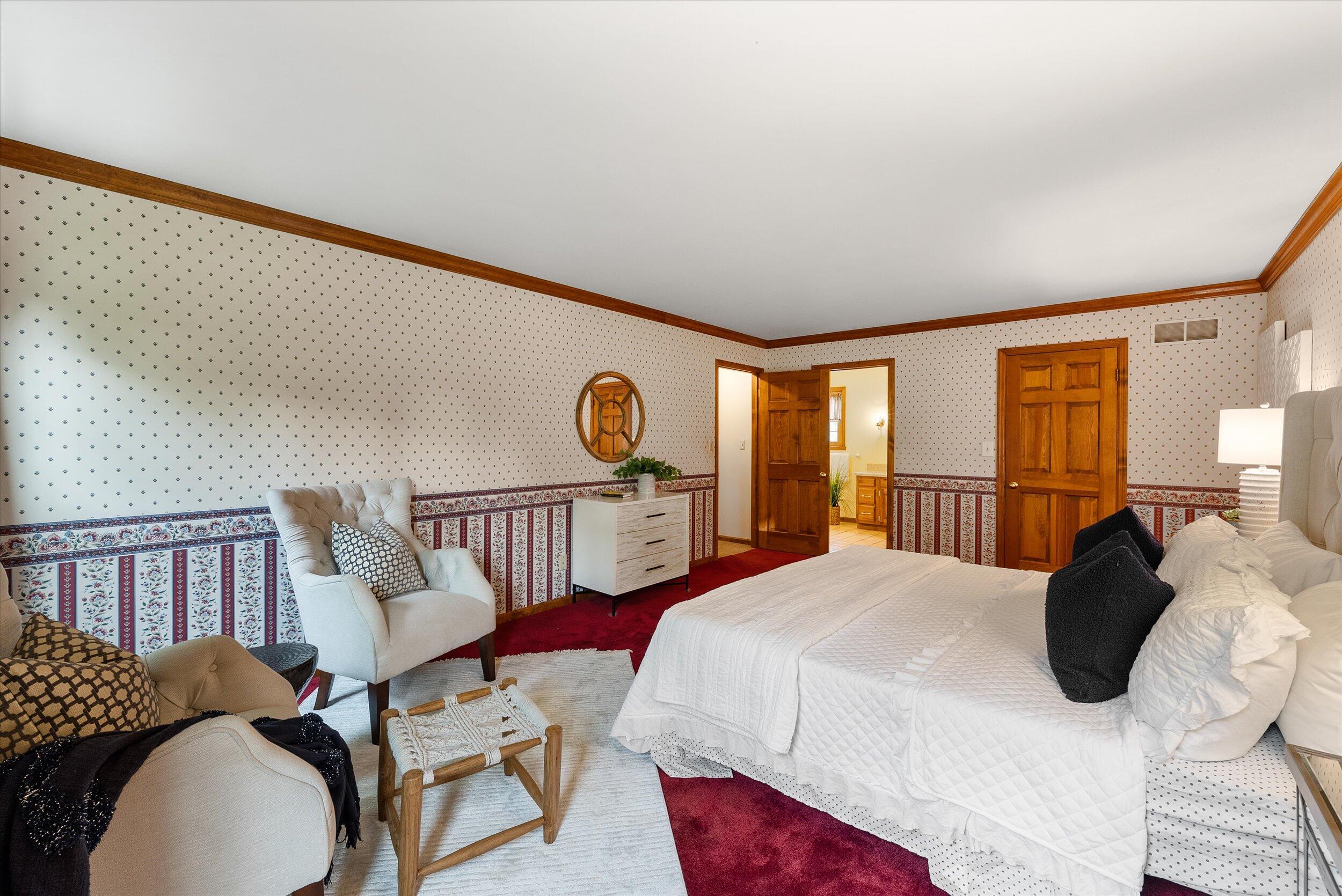 Wisconsin Lake Home for sale (MLS#: 1923046) at 10800 N Norway Dr, in Mequon, Wisconsin. (26 of 55)