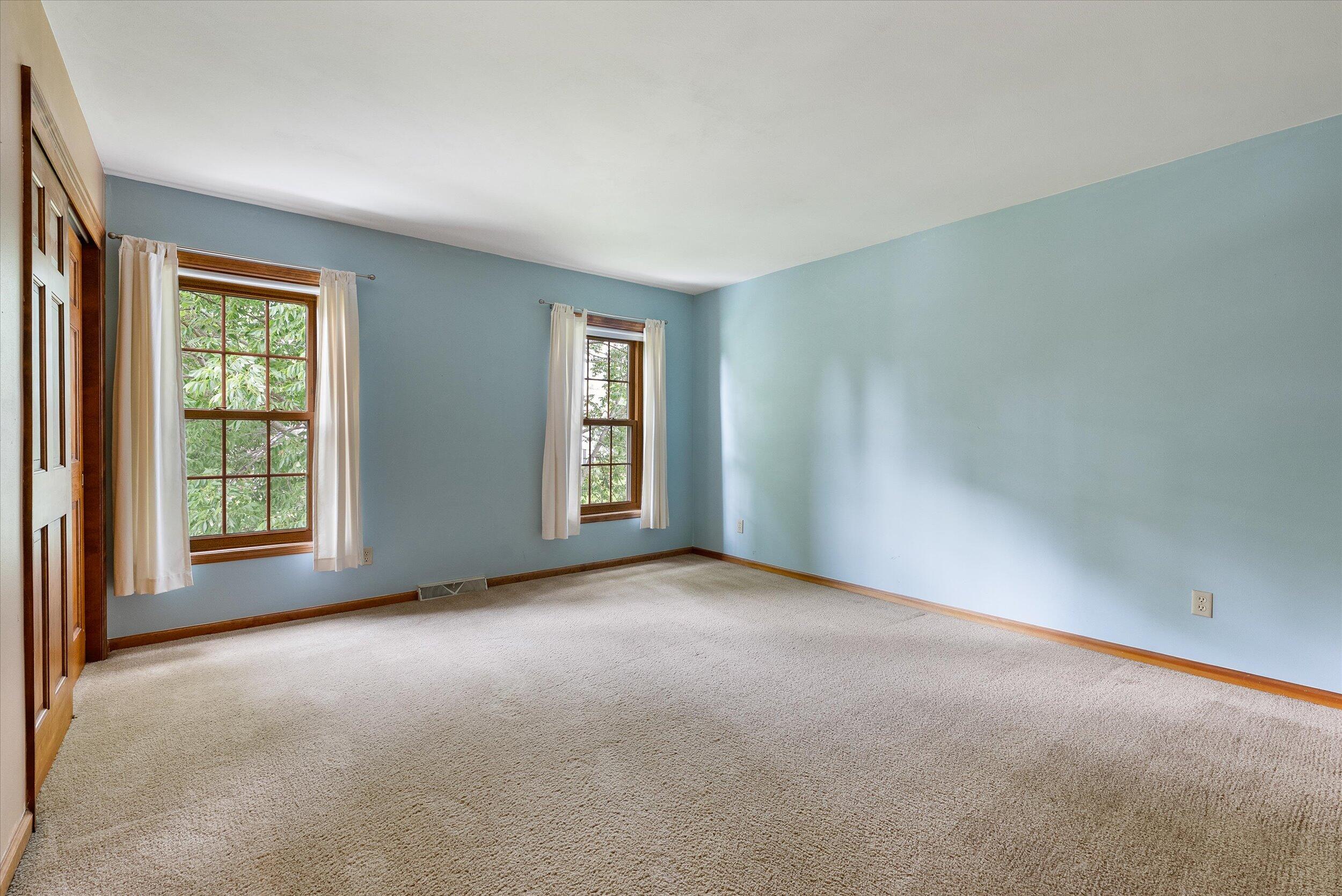 Wisconsin Lake Home for sale (MLS#: 1923046) at 10800 N Norway Dr, in Mequon, Wisconsin. (29 of 55)